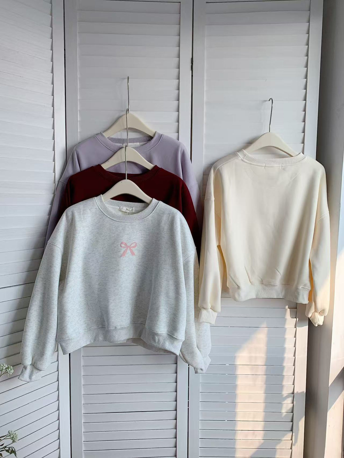 HELLO MILK TEE- 85882 蝴蝶結衛衣