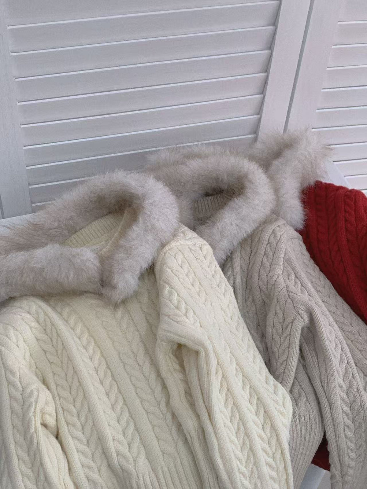 HELLO MILK TEE- 85893 扭花針織衫