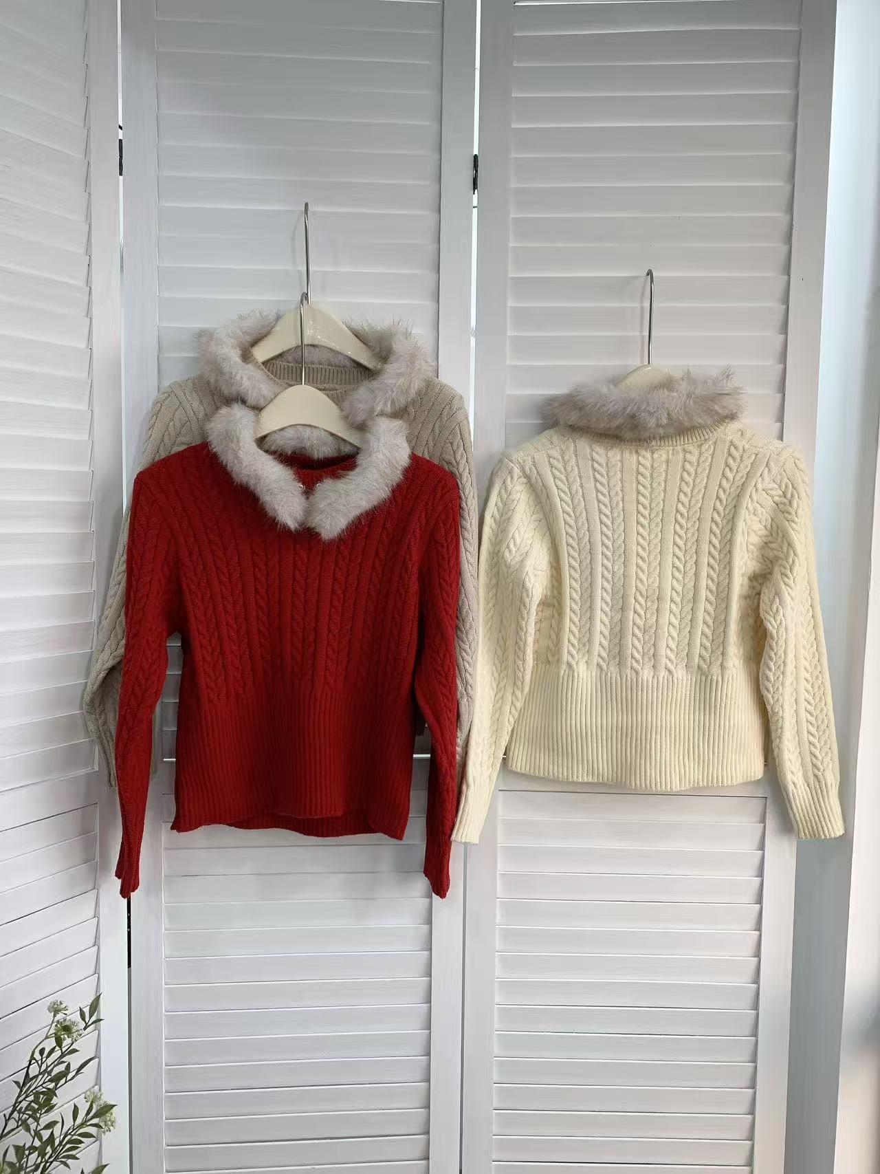 HELLO MILK TEE- 85893 扭花針織衫