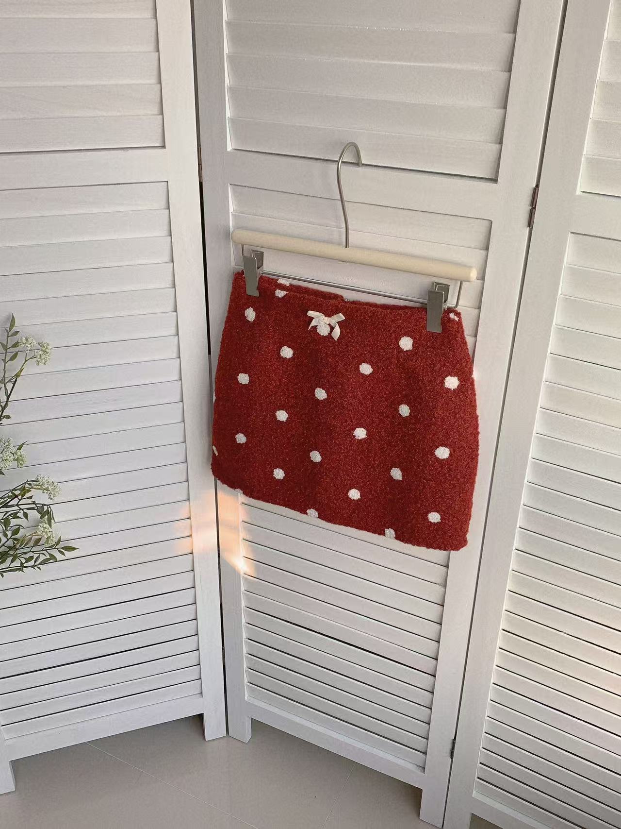 HELLO MILK TEE- 85860 點點短裙