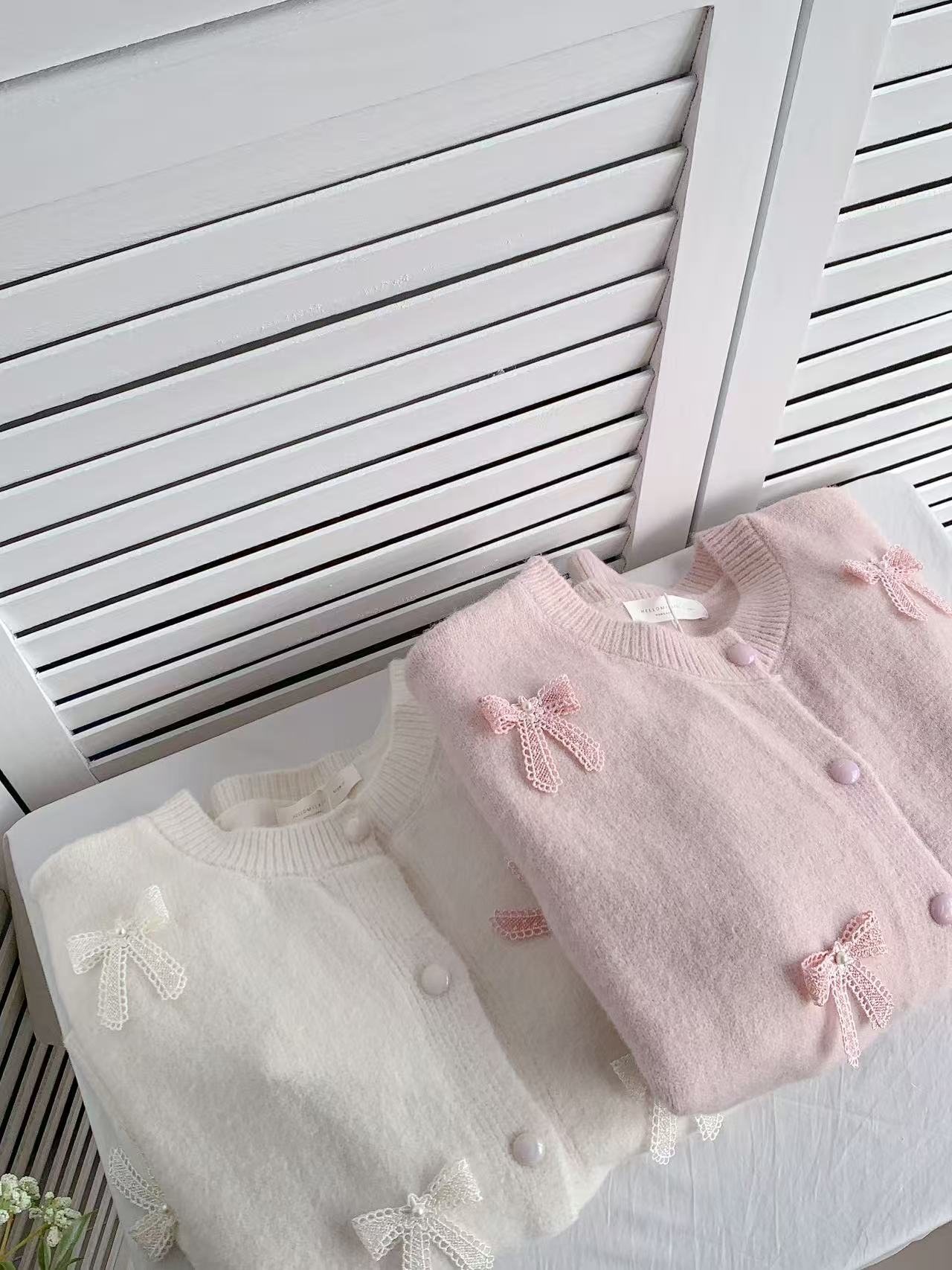 HELLO MILK TEE- 85888 蝴蝶結上衣