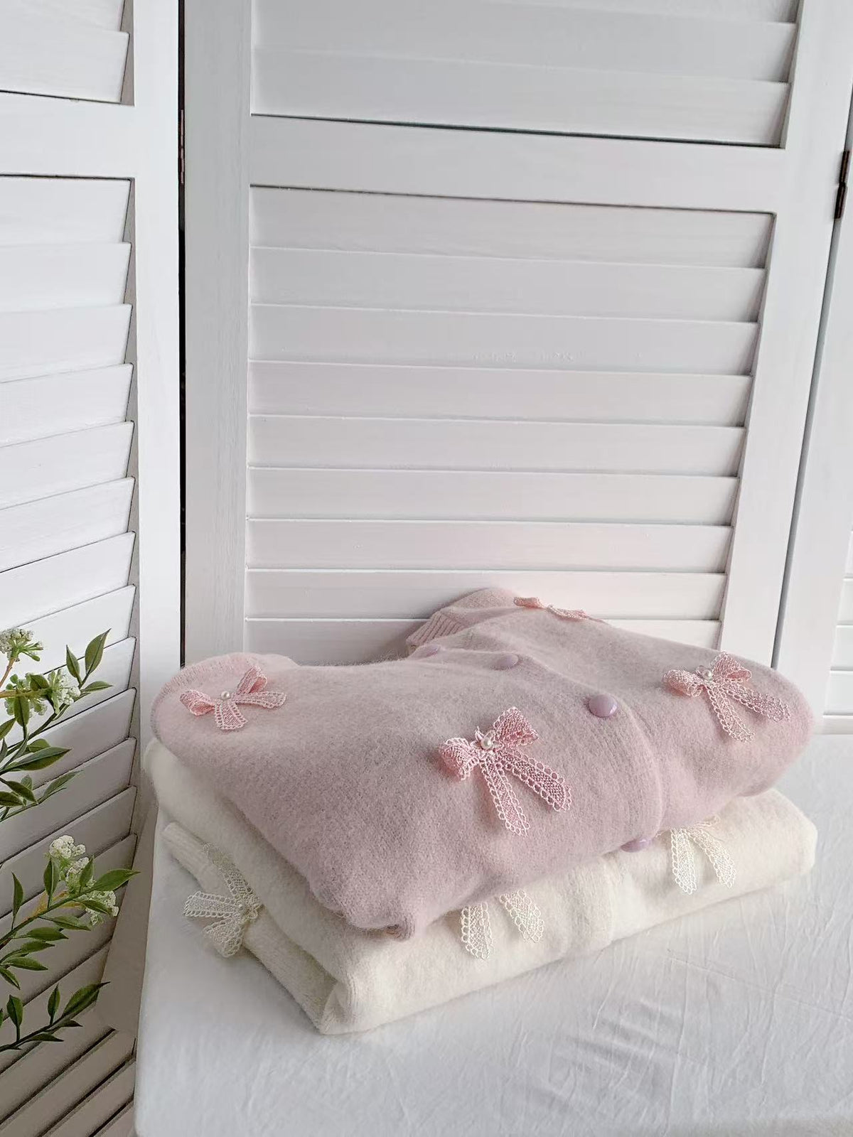 HELLO MILK TEE- 85888 蝴蝶結上衣