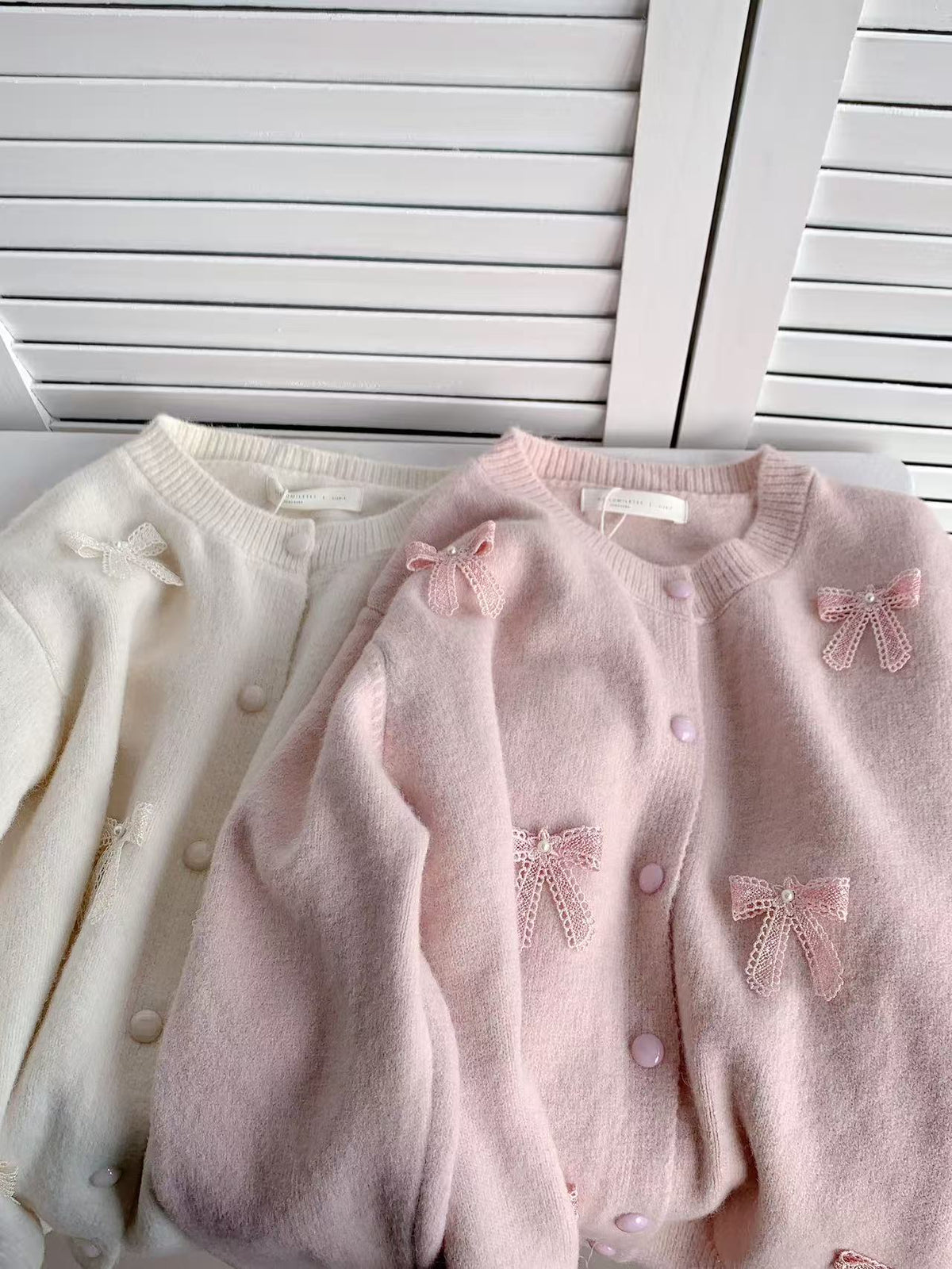 HELLO MILK TEE- 85888 蝴蝶結上衣