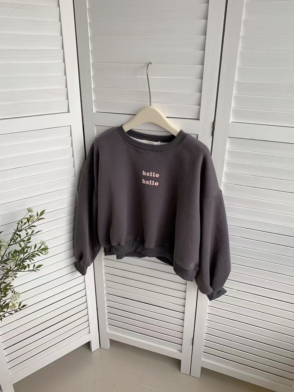 HELLO MILK TEE- 85881 套頭衛衣