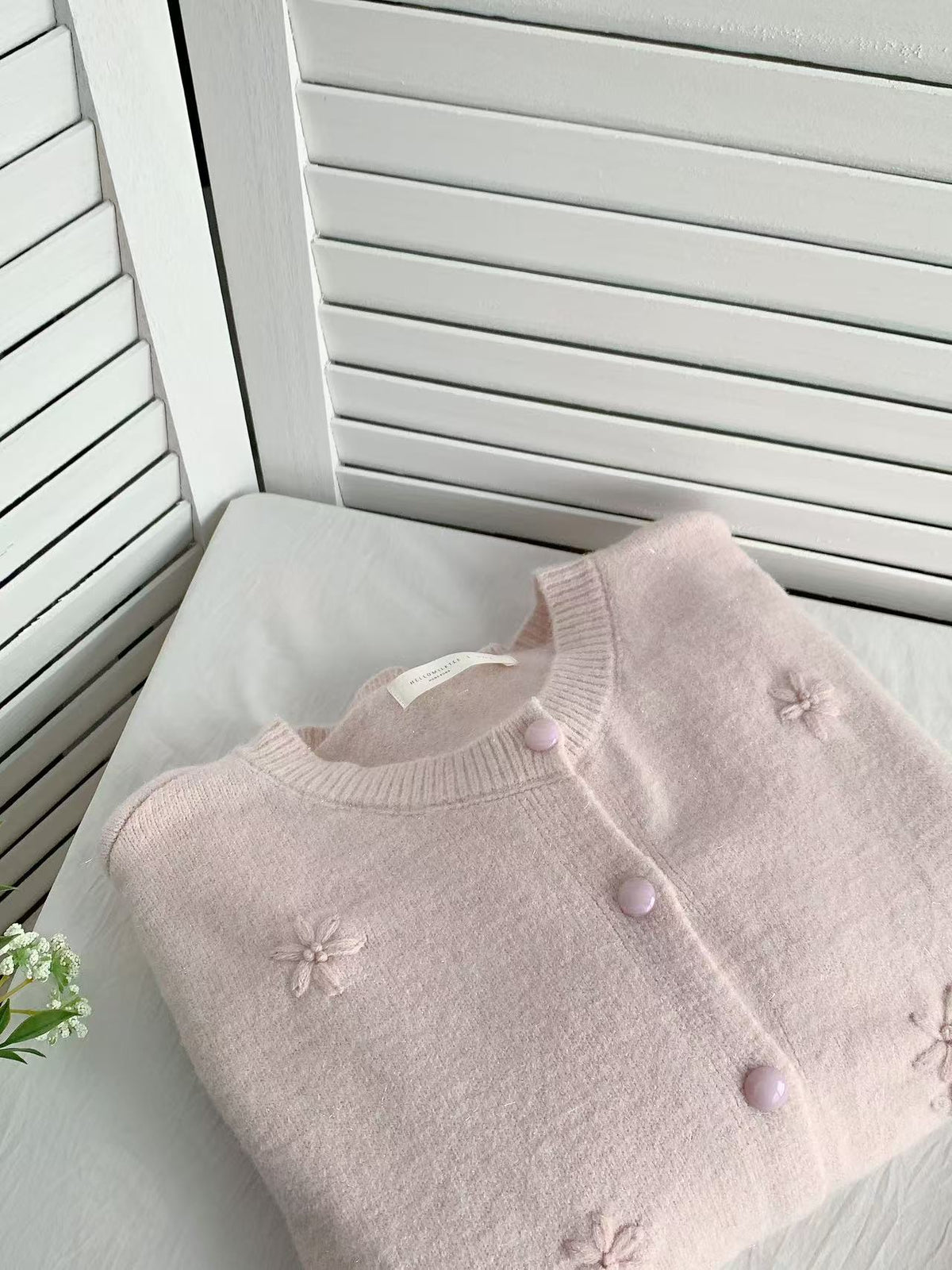 HELLO MILK TEE- 85891 簡約排扣杉