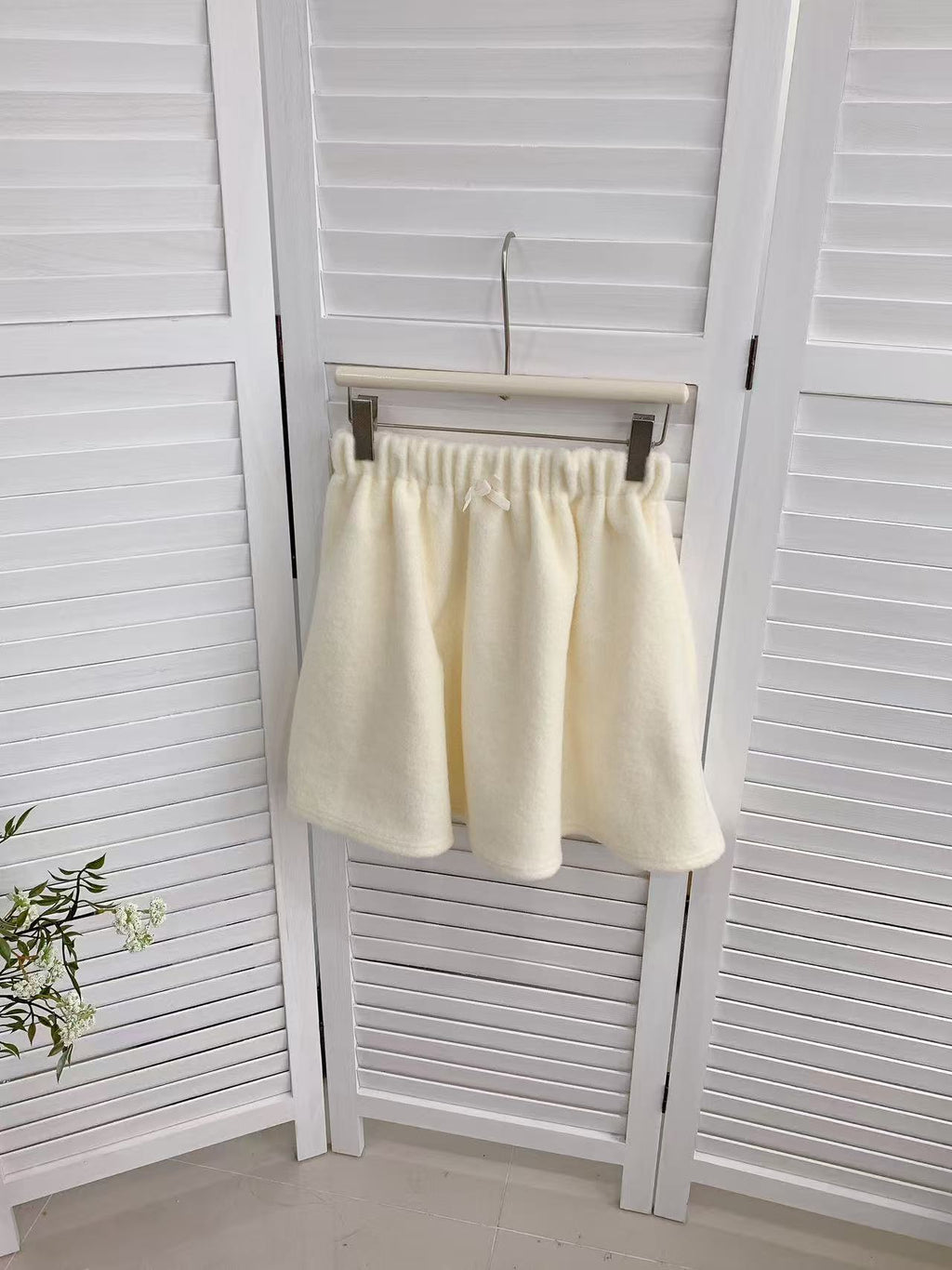 HELLO MILK TEE- 85911 簡約短裙