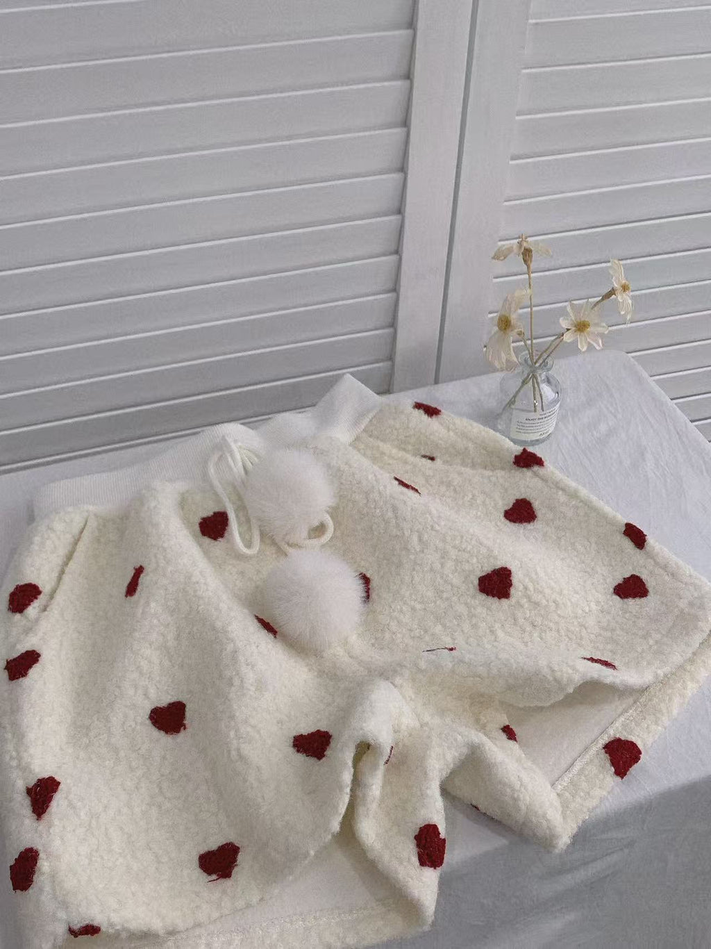 HELLO MILK TEE- 85861 愛心短褲