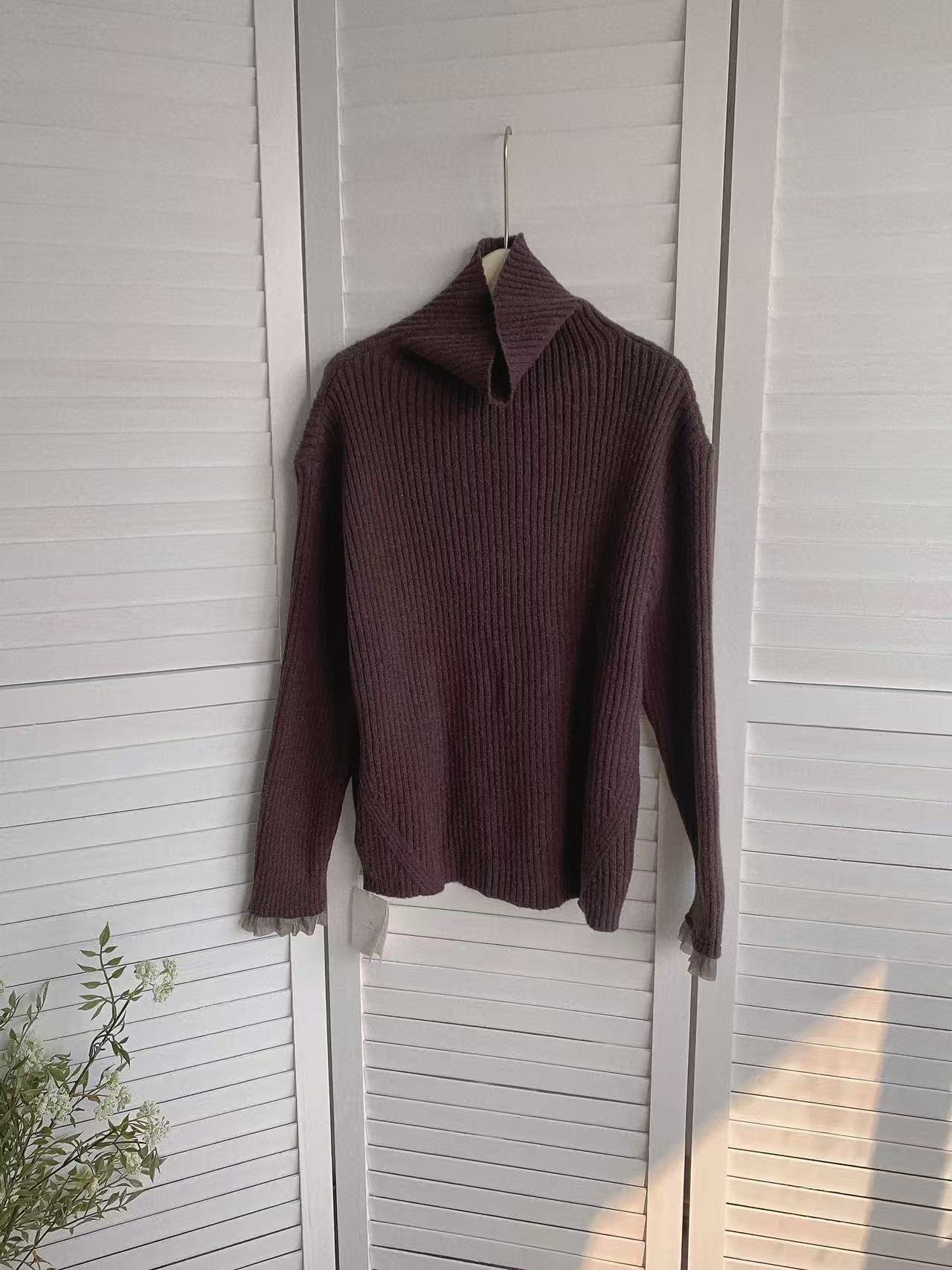 HELLO MILK TEE- 85851 花邊袖上衣