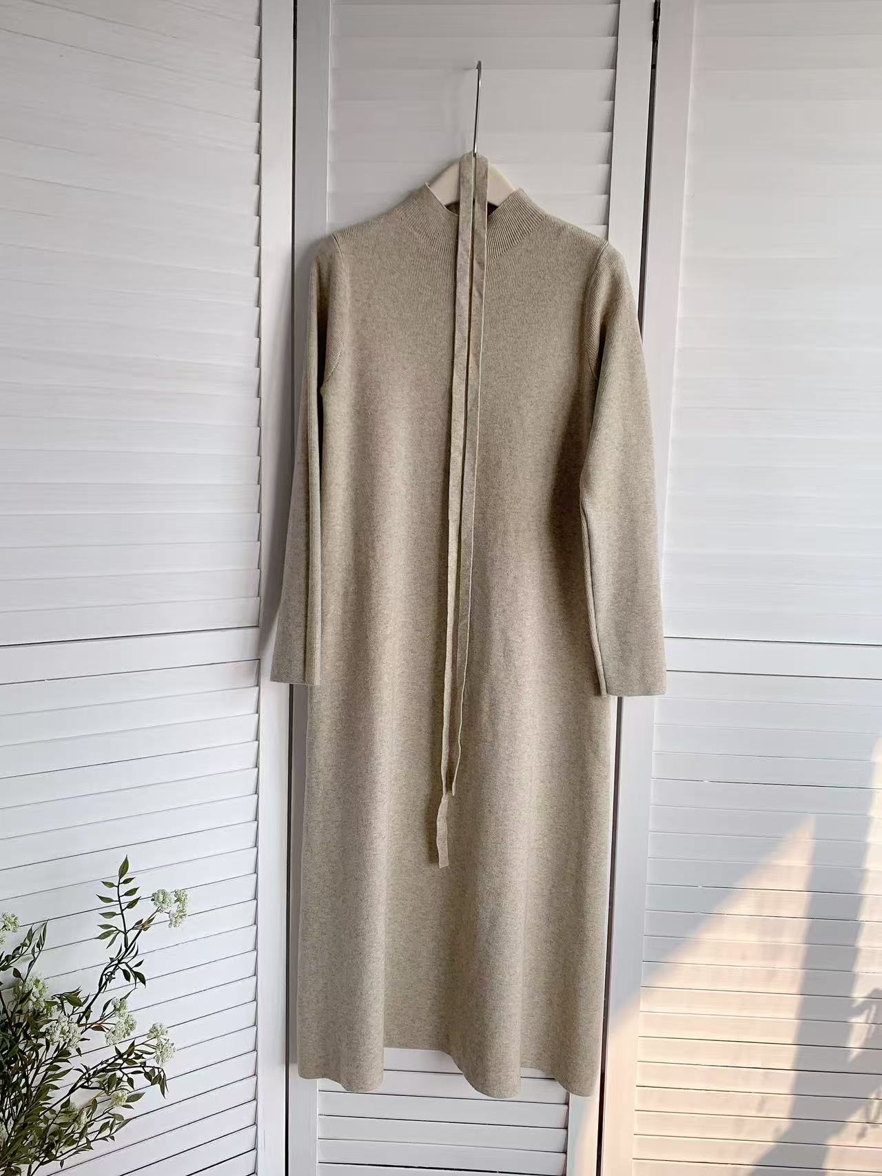 HELLO MILK TEE- 85902 圓領針織裙