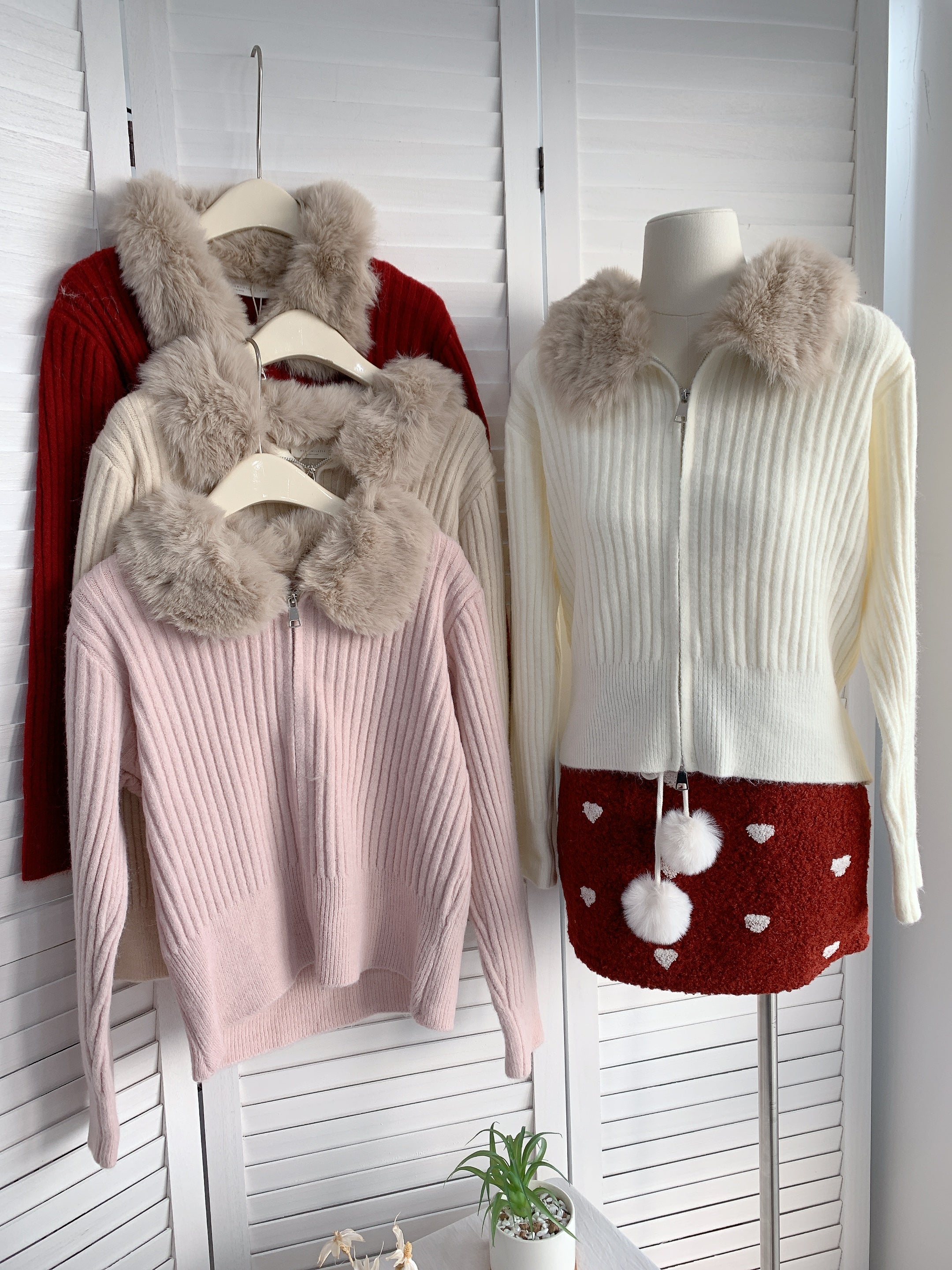 HELLO MILK TEE-85890 毛領上衣