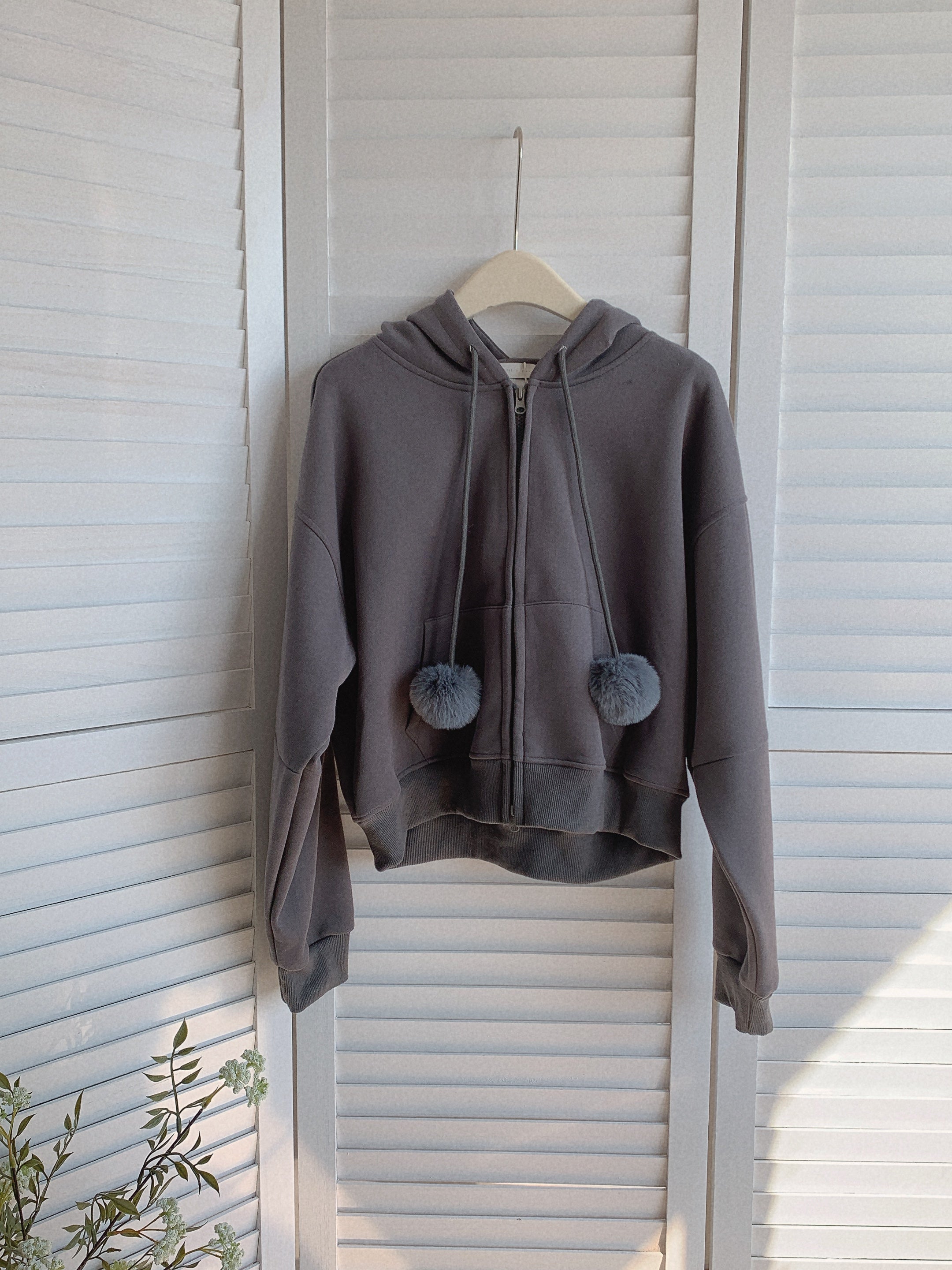 HELLO MILK TEE- 85847 拉鏈外套