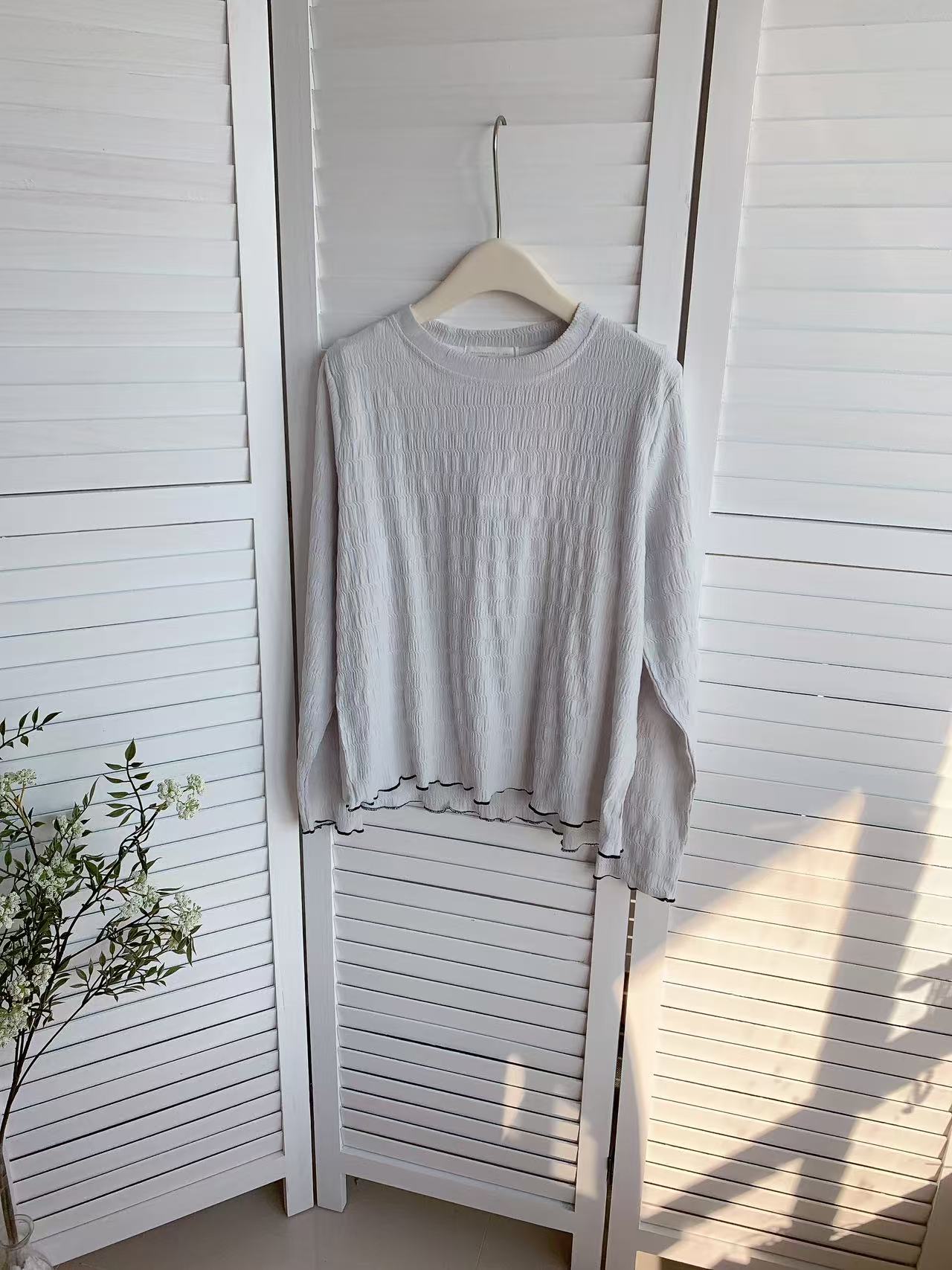 HELLO MILK TEE- 85932 木耳邊上衣