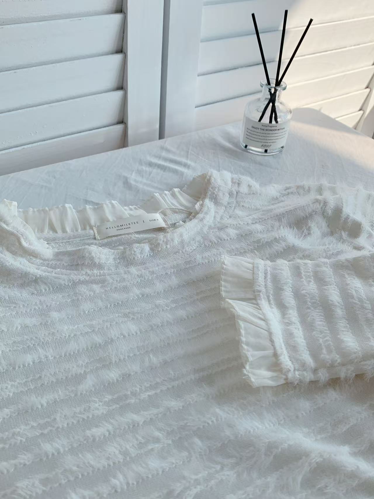 HELLO MILK TEE- 85933 設計感上衣