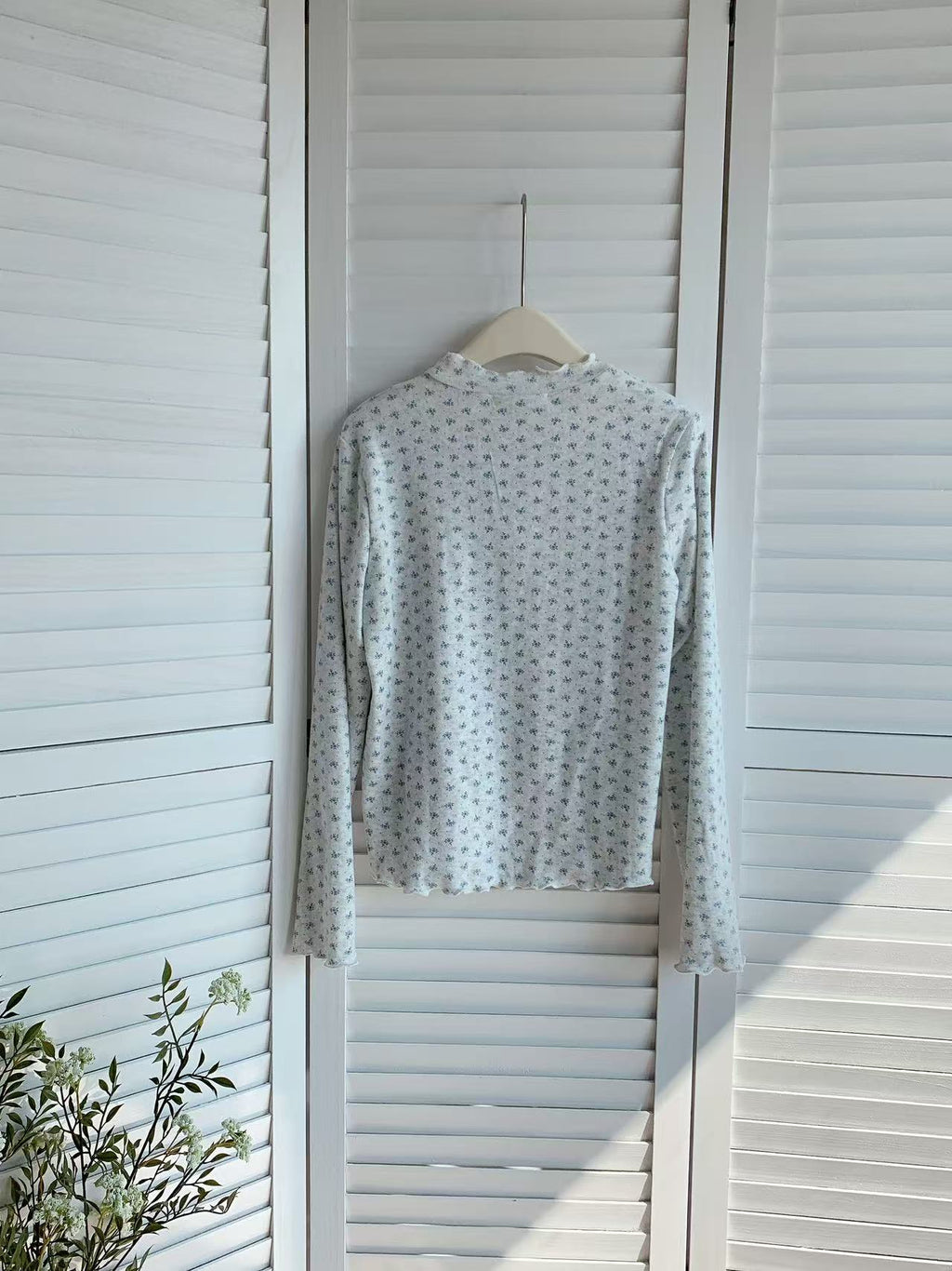 HELLO MILK TEE- 85916 碎花打底衫