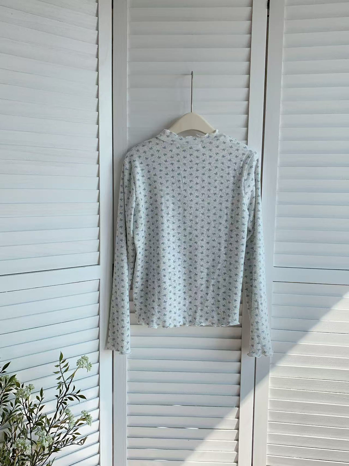 HELLO MILK TEE- 85916 碎花打底衫