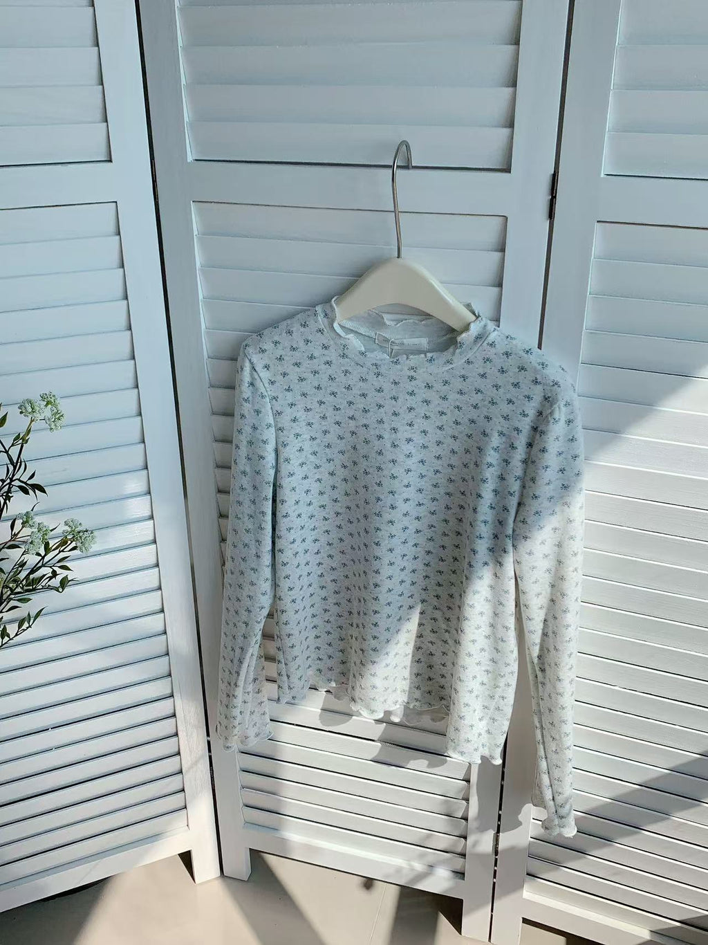 HELLO MILK TEE- 85916 碎花打底衫