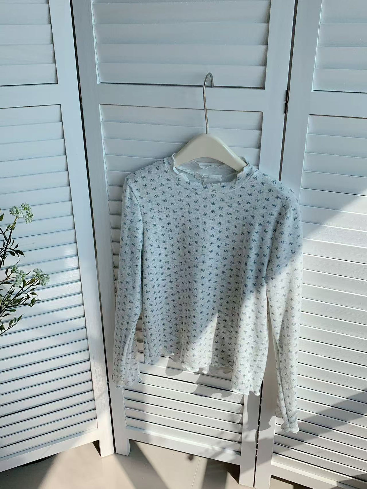 HELLO MILK TEE- 85916 碎花打底衫