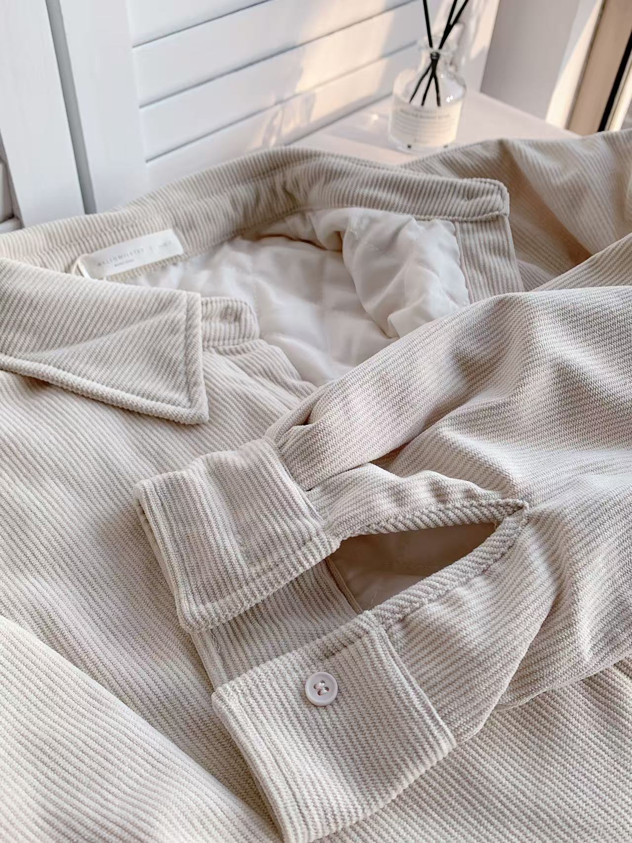 HELLO MILK TEE- 85925 翻領外套