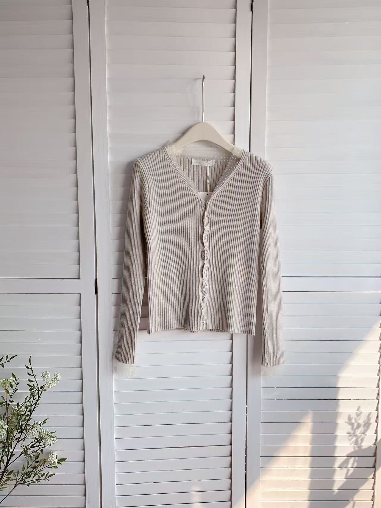 HELLO MILK TEE- 85954 紐扣上衣