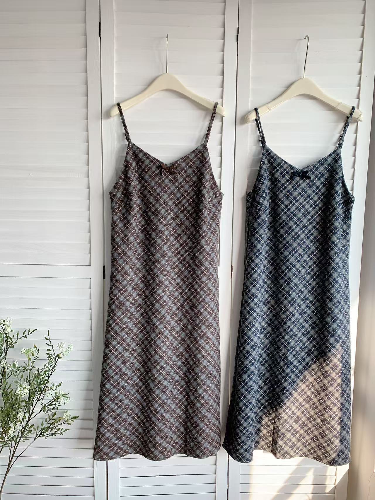 HELLO MILK TEE- 85942 百搭吊帶裙