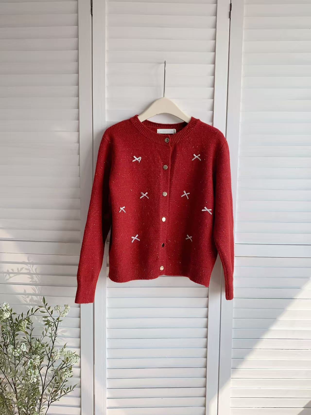 HELLO MILK TEE- 85995 蕾絲領上衣