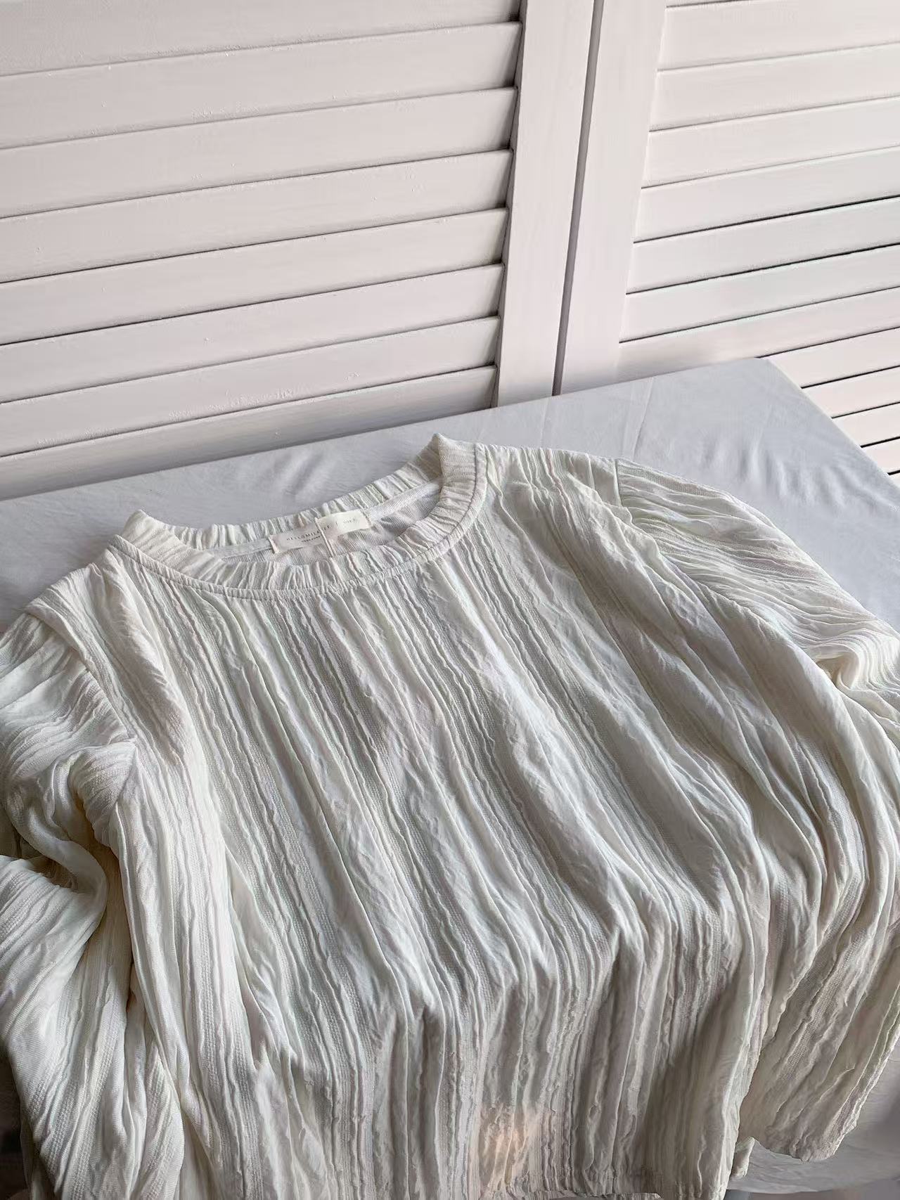 HELLO MILK TEE- 85931 壓皺上衣