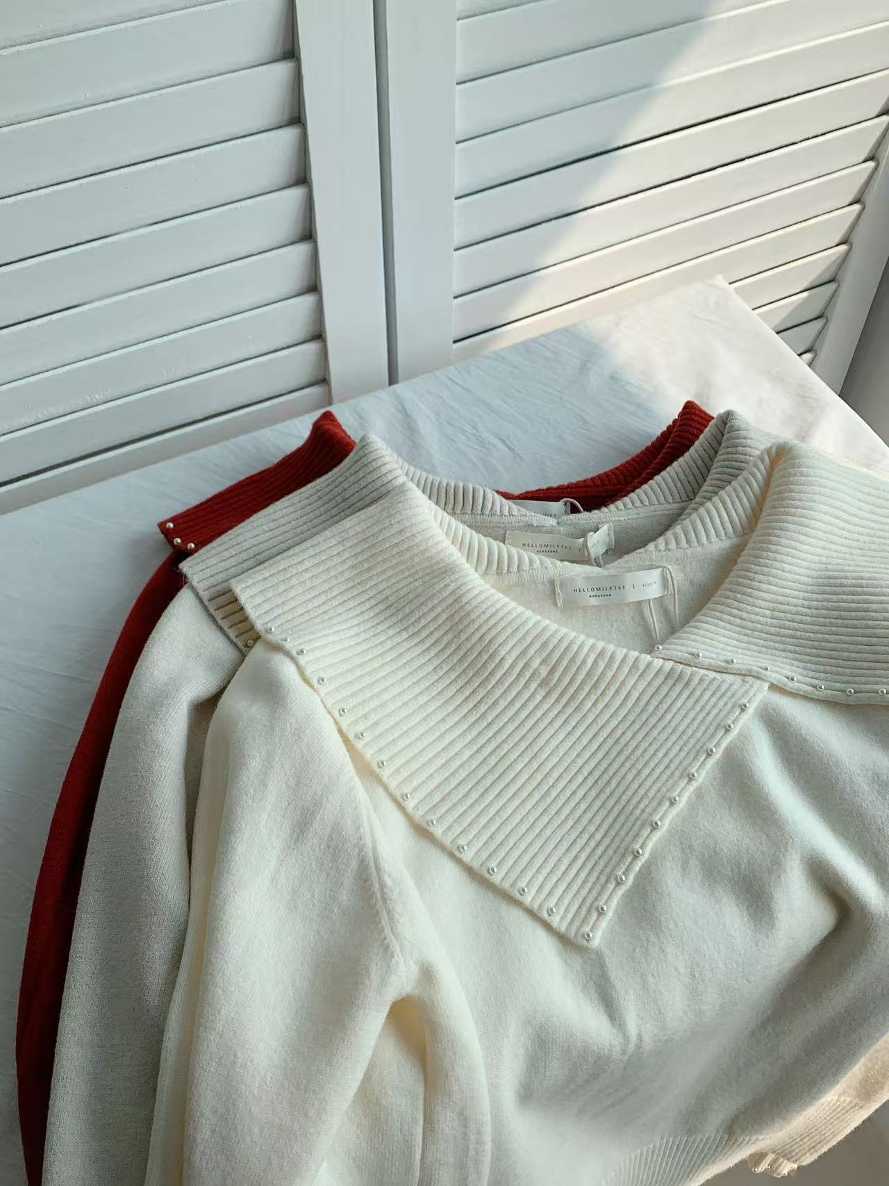 HELLO MILK TEE- 85984 氣質珍珠衫