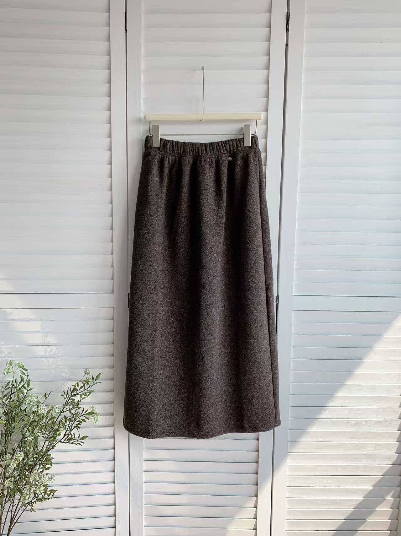 HELLO MILK TEE- 85956 質感半裙