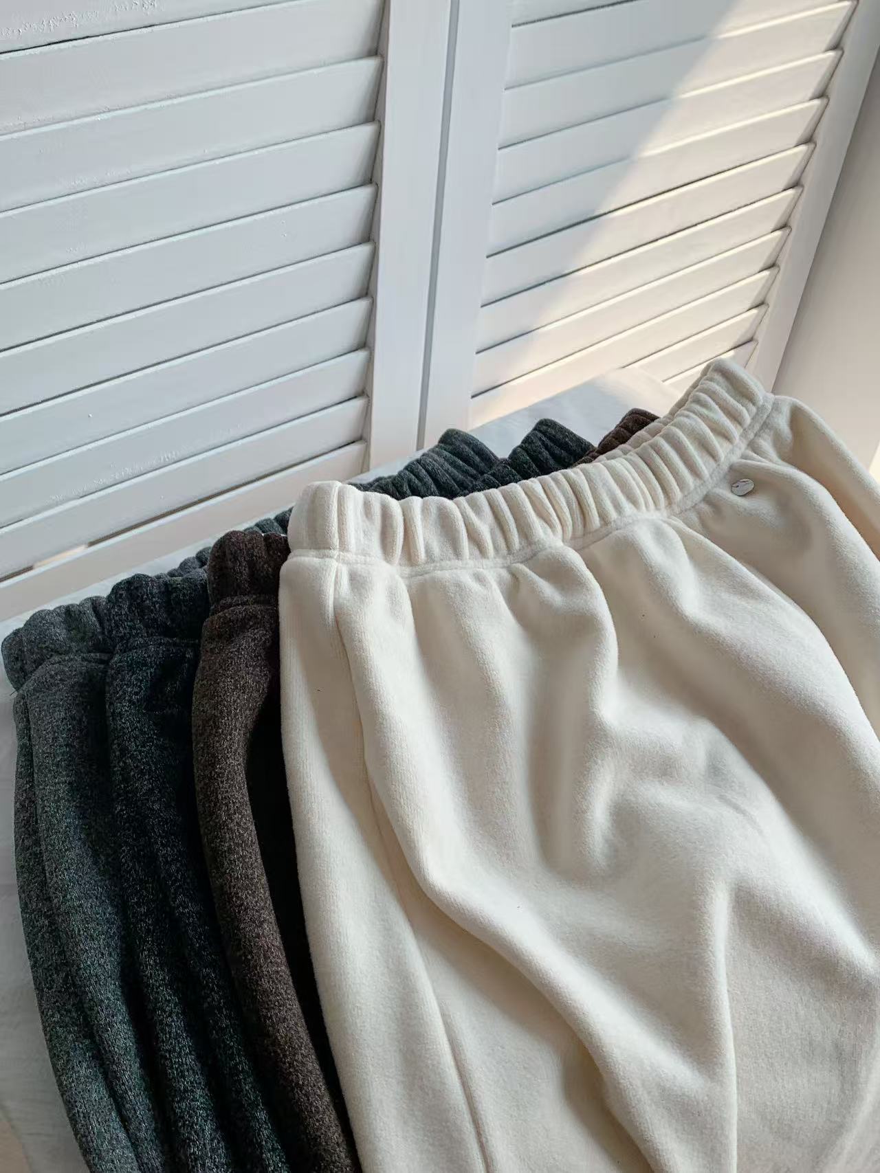 HELLO MILK TEE- 85956 質感半裙