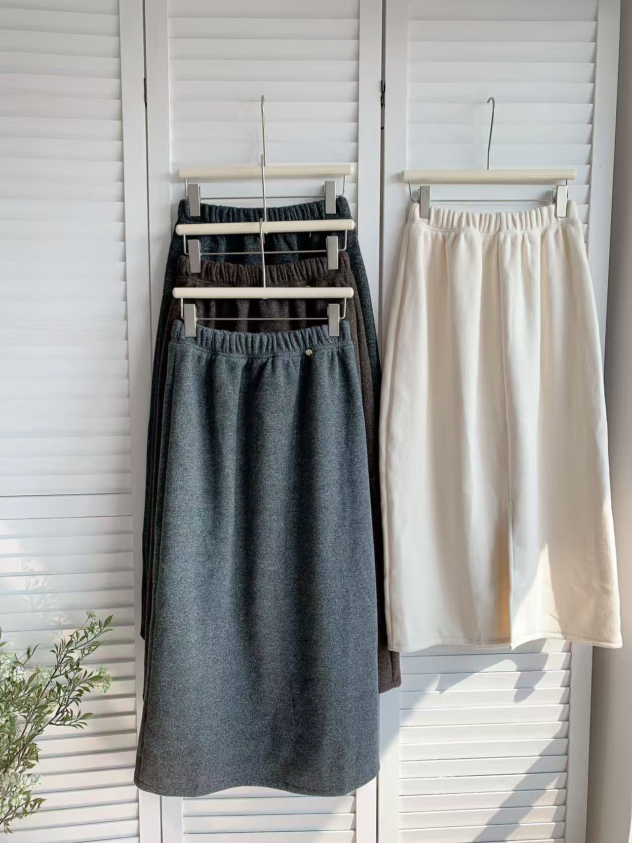 HELLO MILK TEE- 85956 質感半裙