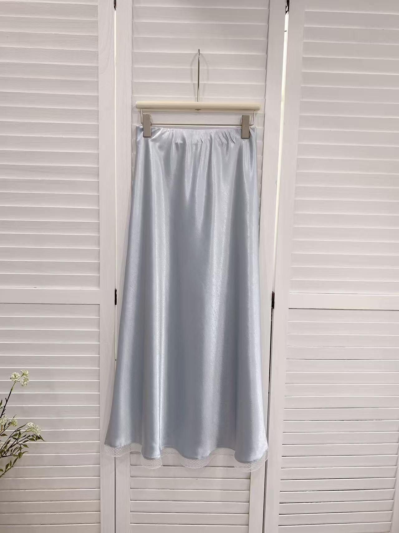 HELLO MILK TEE- 86008 緞面半裙