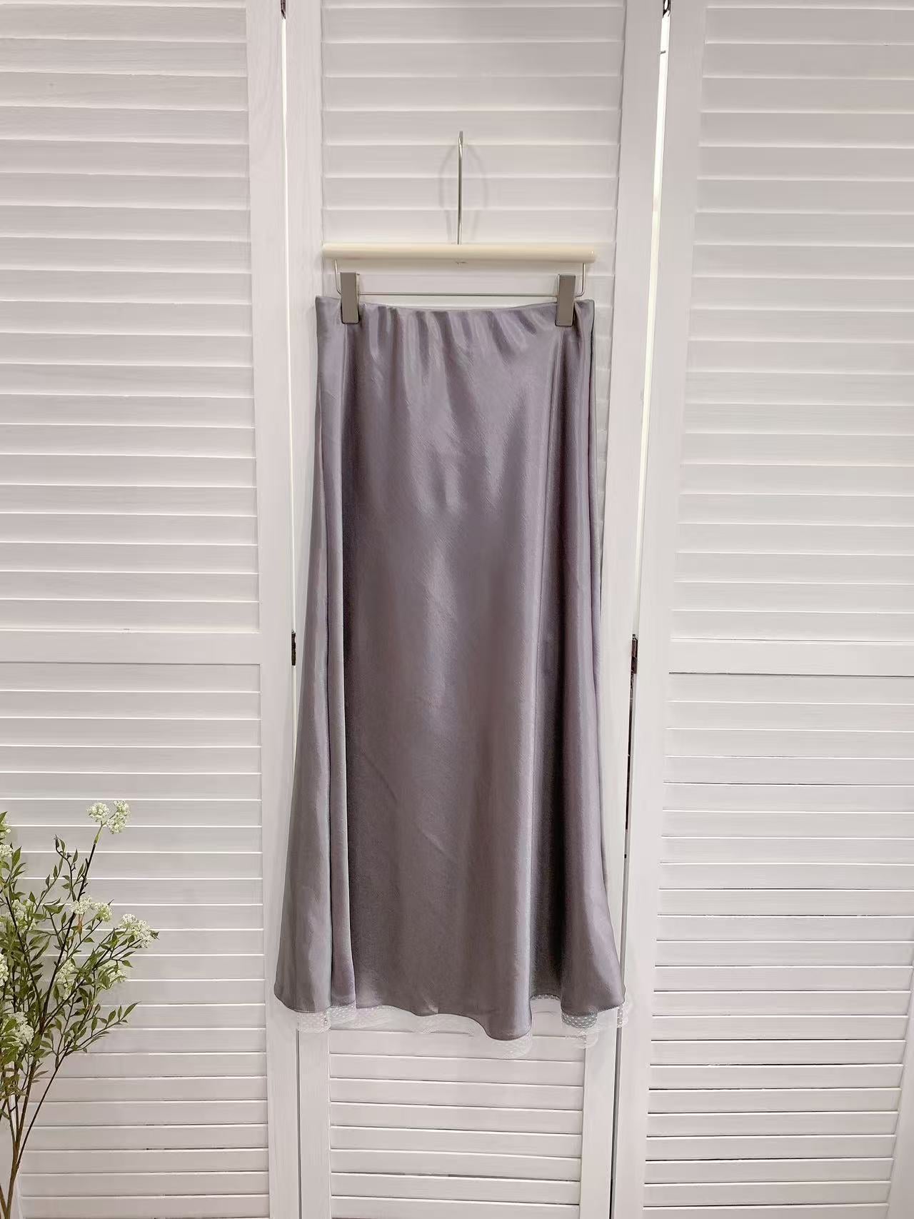 HELLO MILK TEE- 86008 緞面半裙