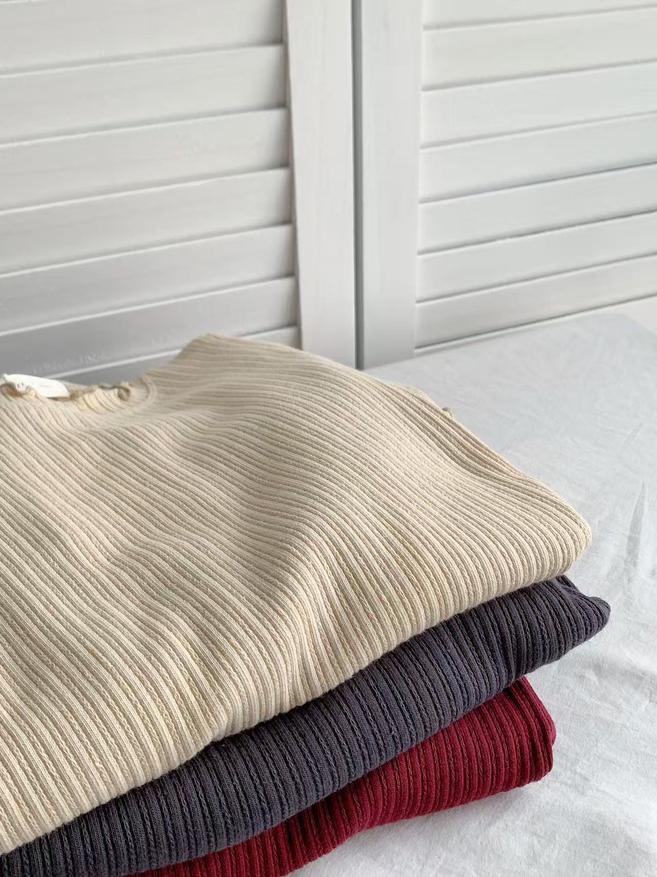 HELLO MILK TEE- 86001 木耳邊上衣