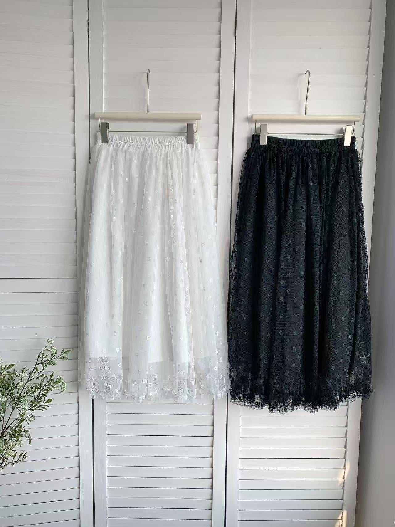 HELLO MILK TEE- 86010 蕾絲半裙