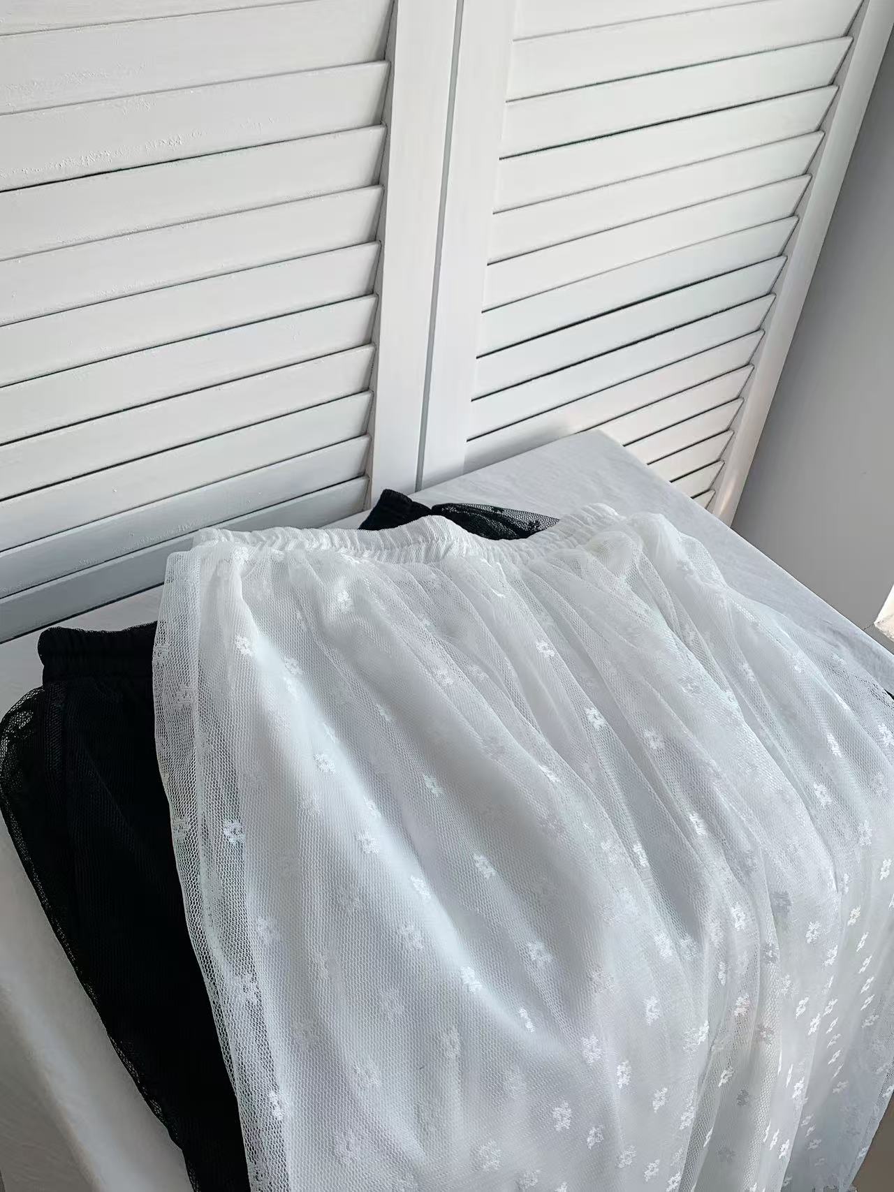 HELLO MILK TEE- 86010 蕾絲半裙