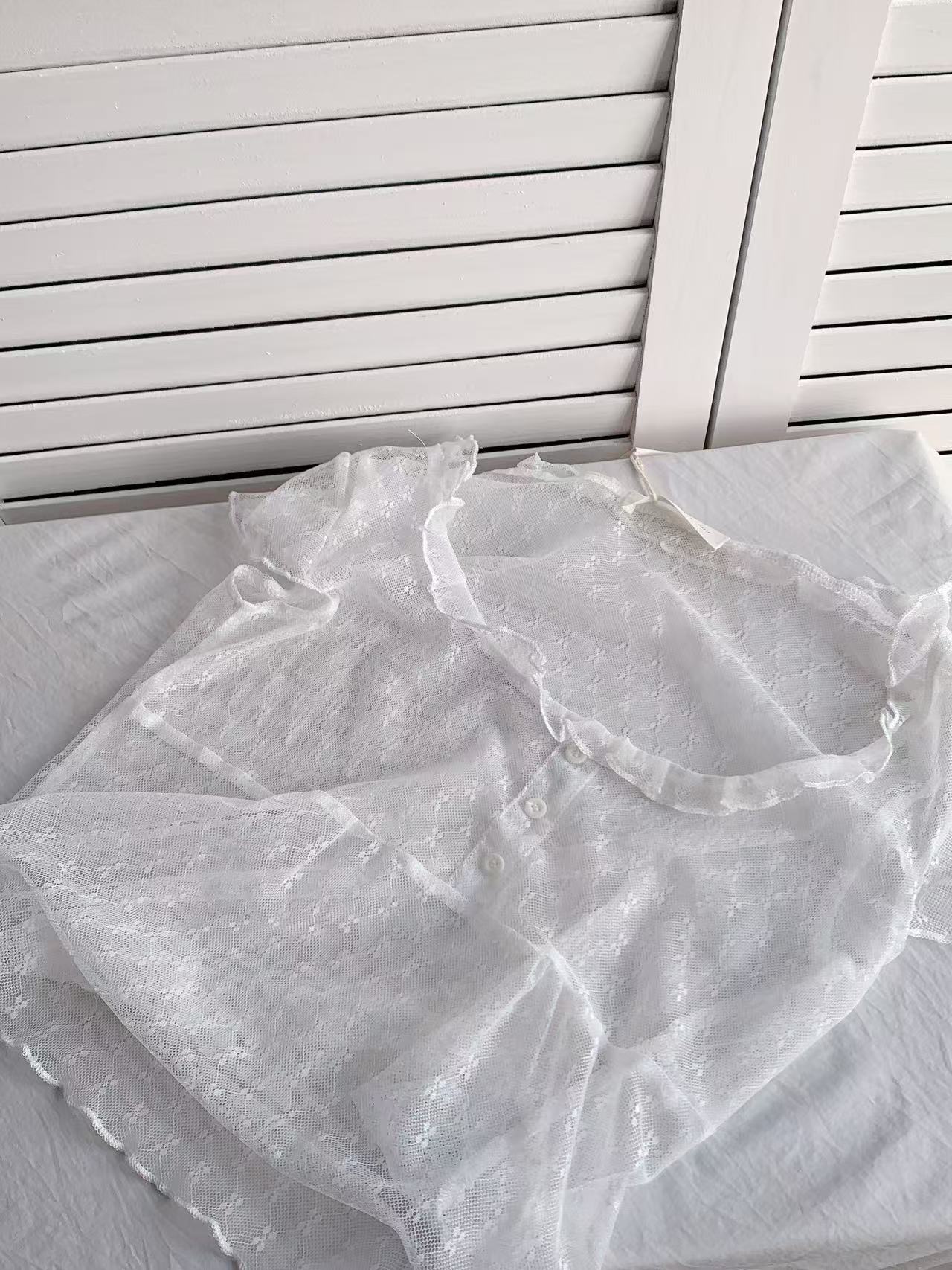 HELLO MILK TEE- 86032 蕾絲打底衫