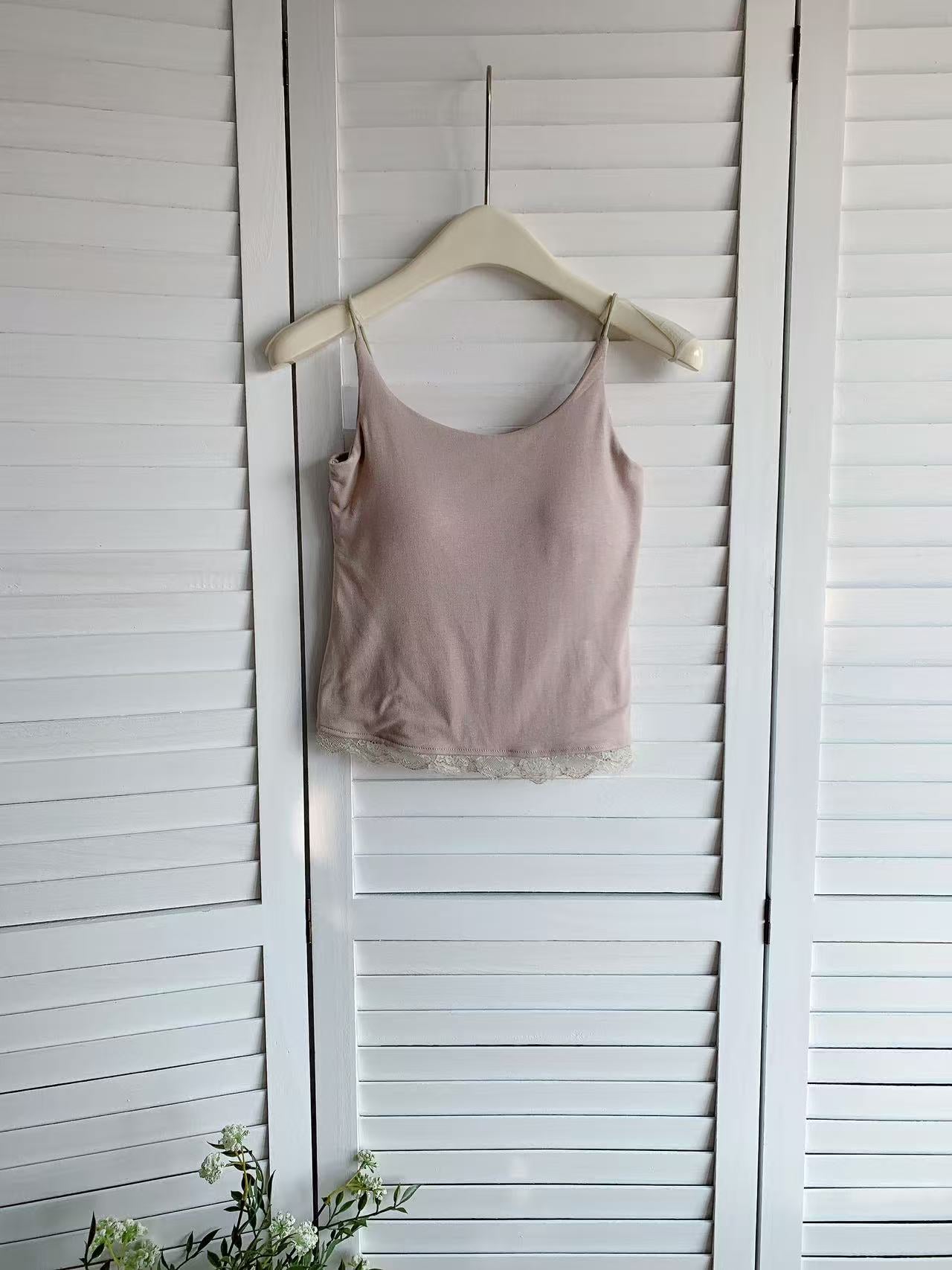 HELLO MILK TEE- 86017 吊帶LACE有墊上衣