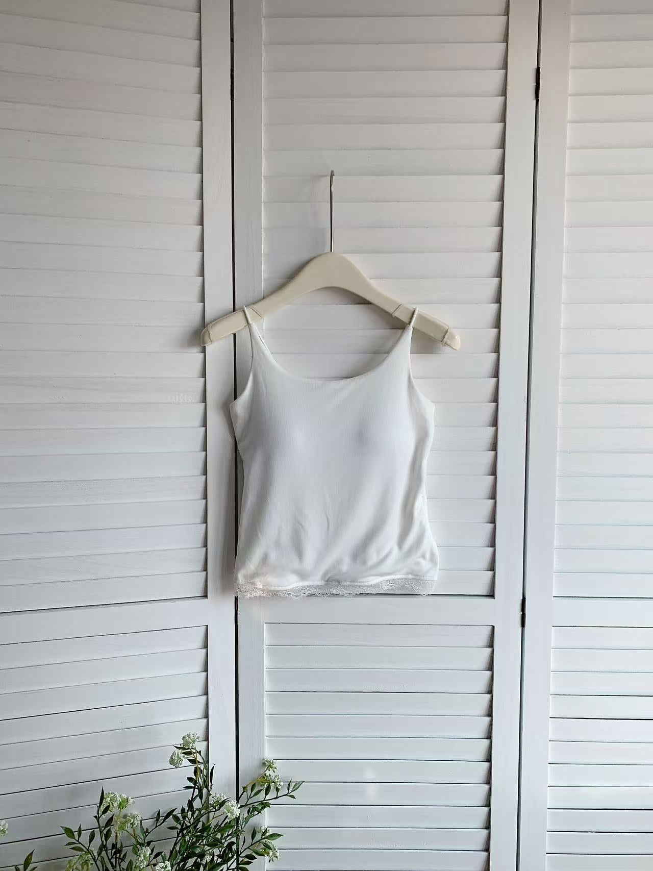 HELLO MILK TEE- 86017 吊帶LACE有墊上衣