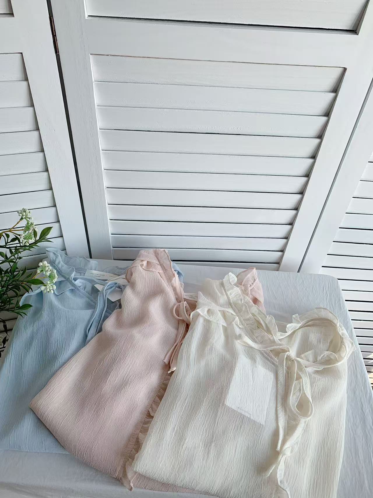 HELLO MILK TEE- 86068 百搭襯衣