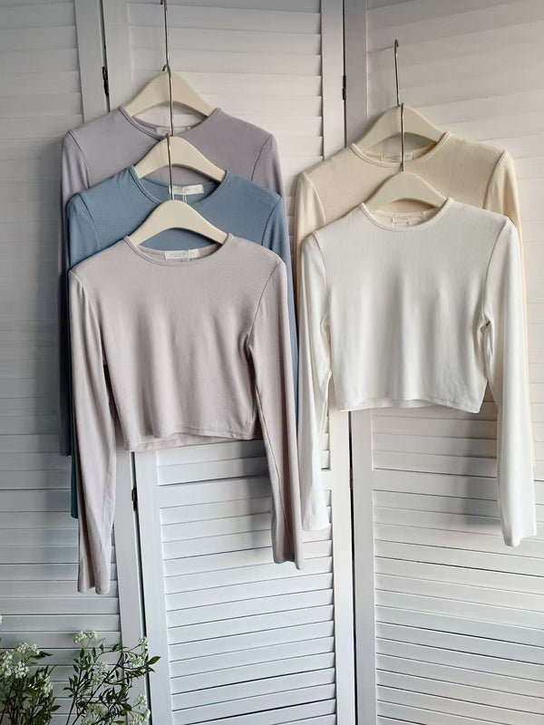 HELLO MILK TEE- 86023 簡約後背小蝴蝶結上衣