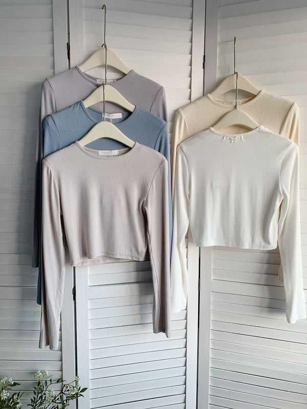 HELLO MILK TEE- 86023 簡約後背小蝴蝶結上衣