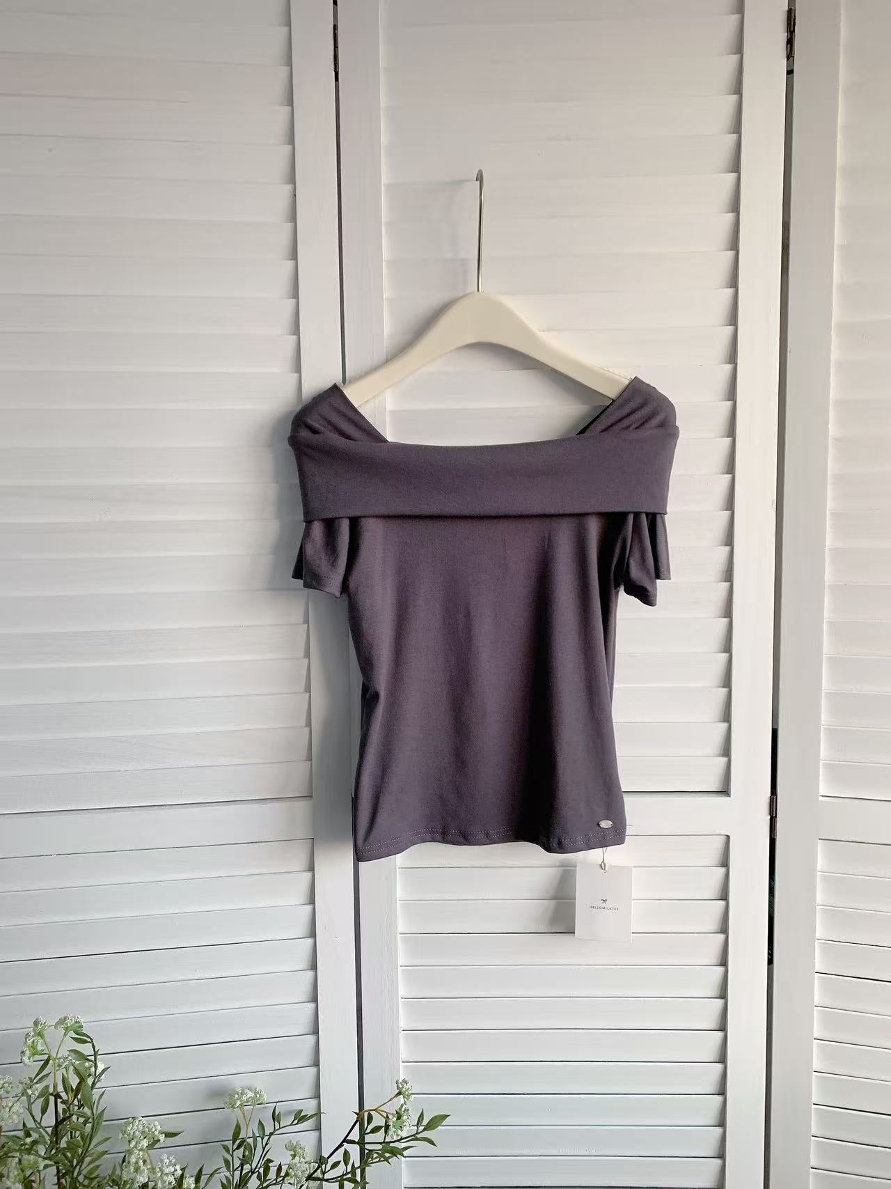 HELLO MILK TEE- 86019 溫柔上衣