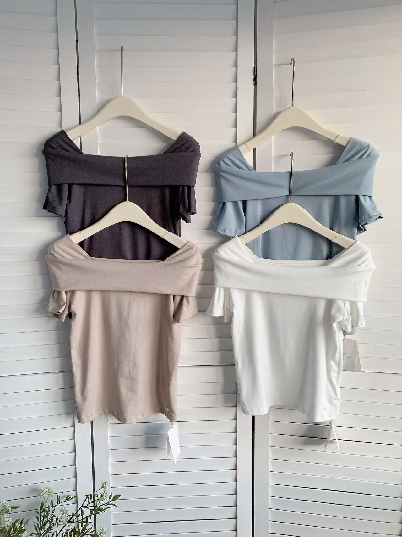 HELLO MILK TEE- 86019 溫柔上衣