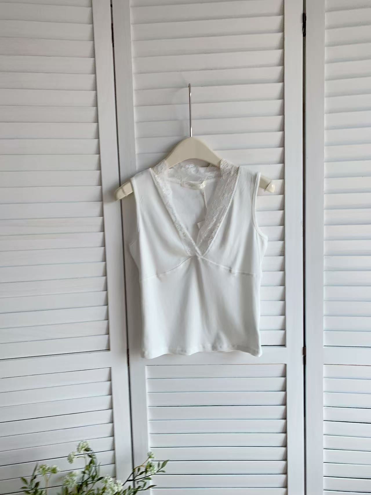 HELLO MILK TEE- 86112 蕾絲背心