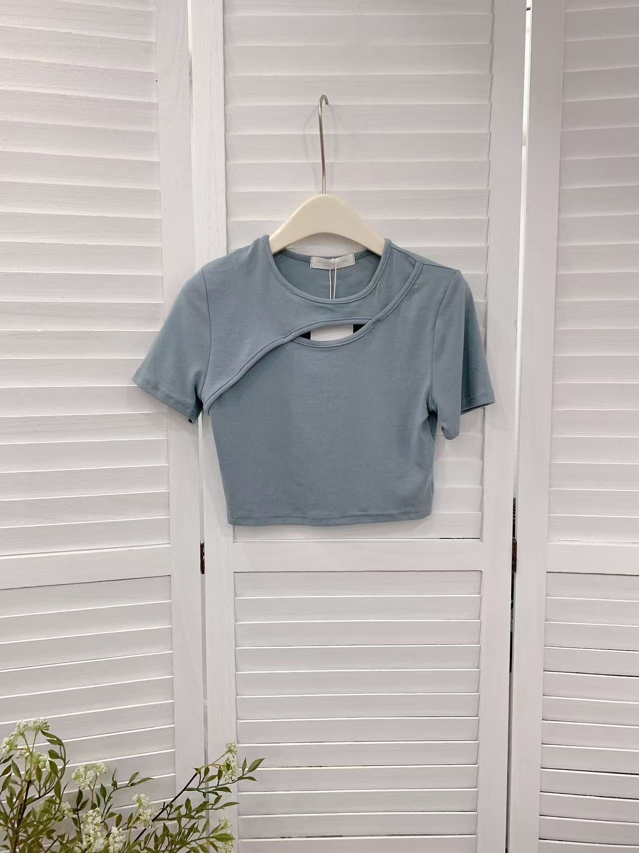 HELLO MILK TEE- 86030 圓領鏤空衫