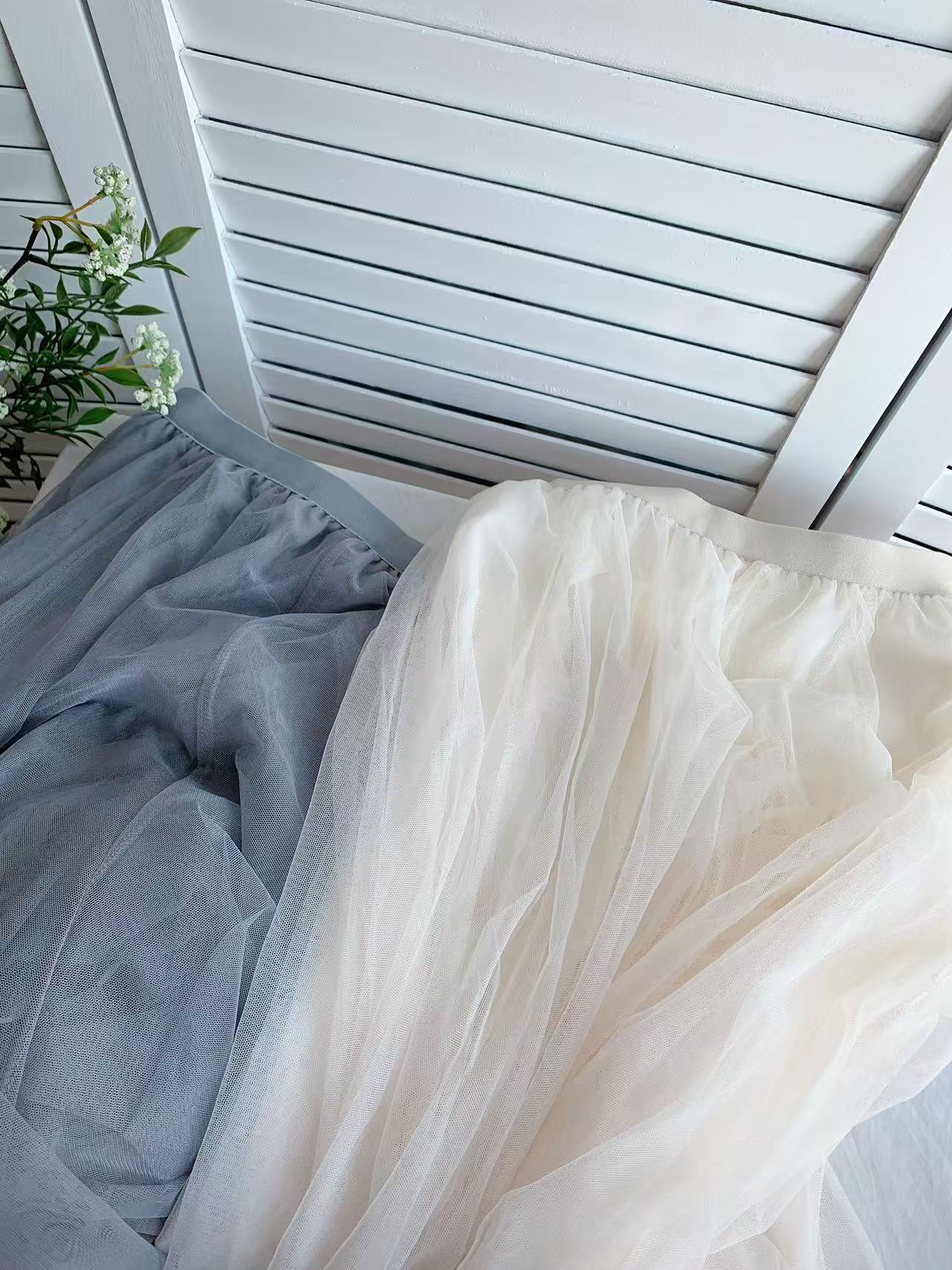 HELLO MILK TEE- 86106 網紗半裙