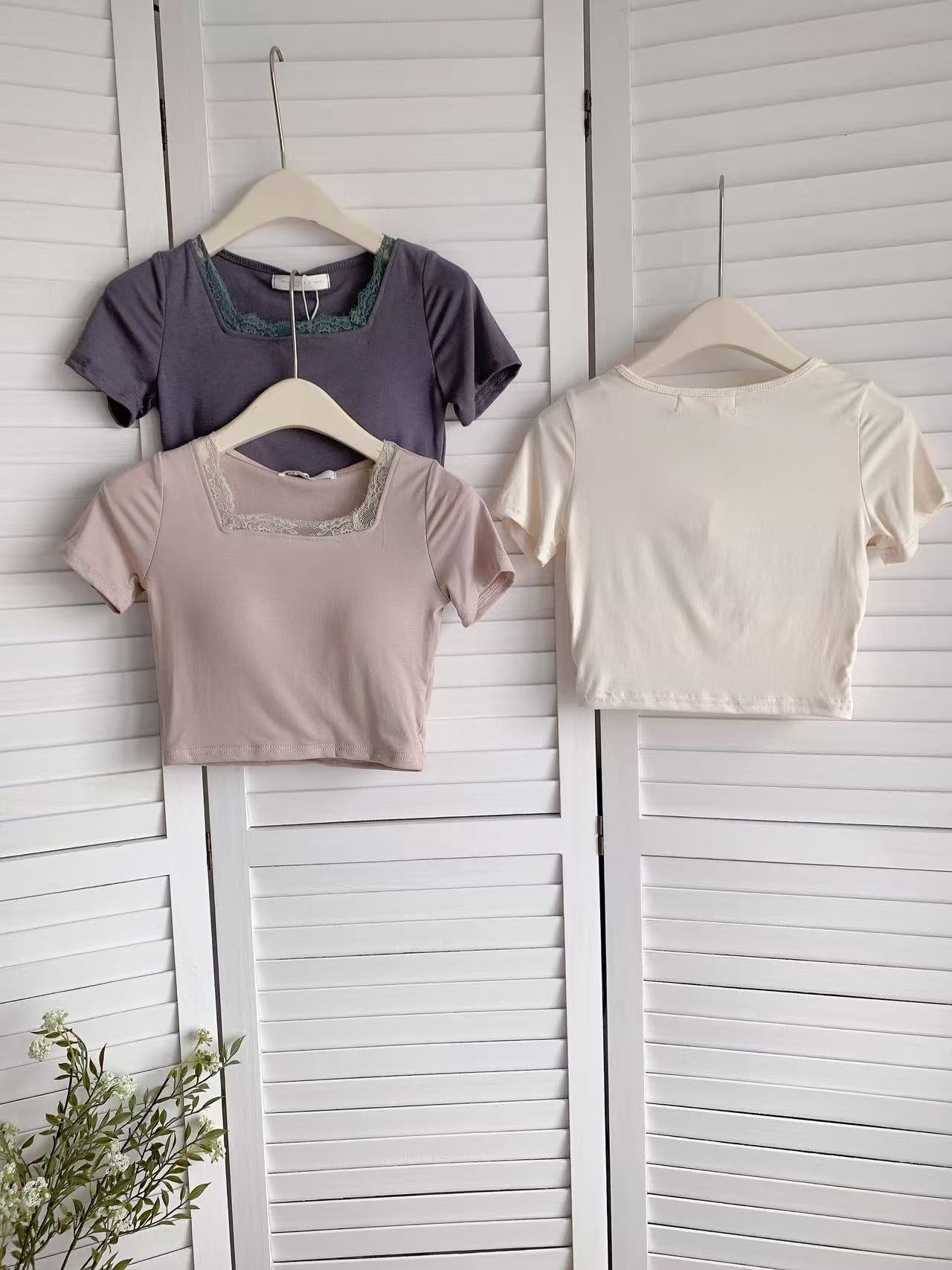 HELLO MILK TEE- 86014 短袖LACE邊有墊上衣