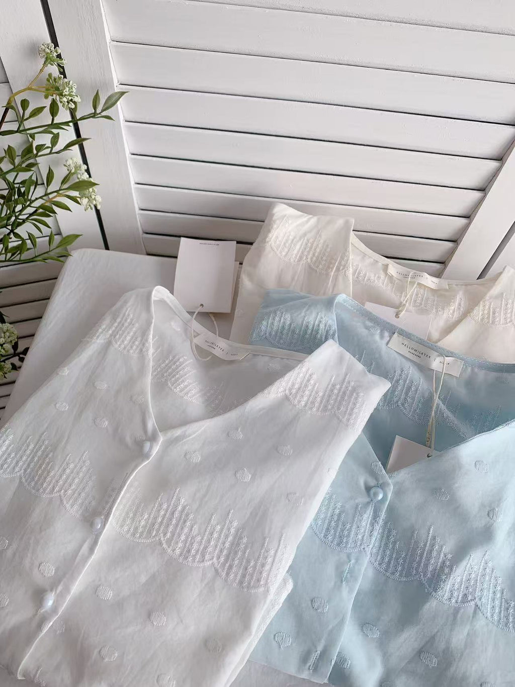 HELLO MILK TEE- 86091 排扣上衣