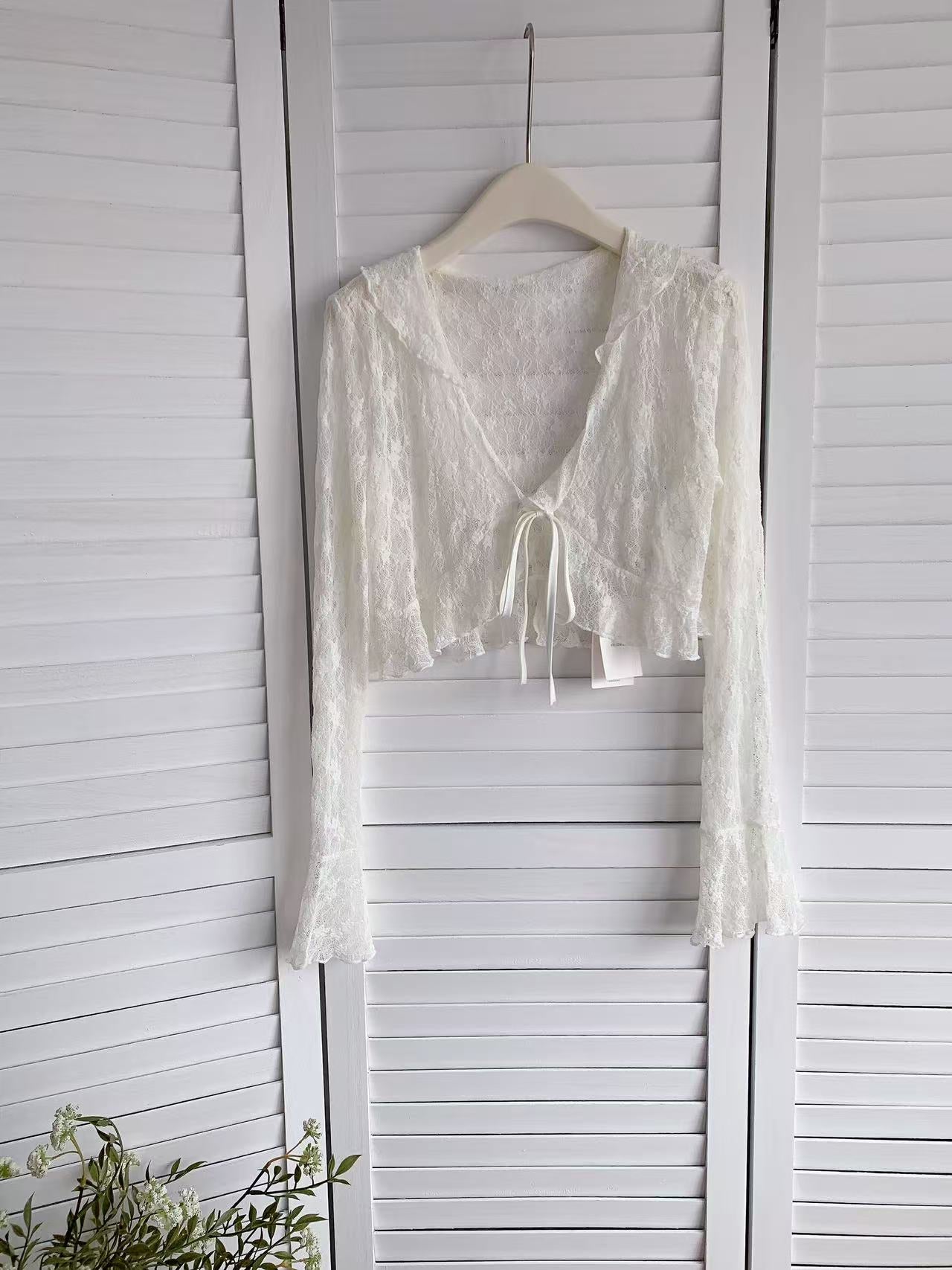 HELLO MILK TEE- 86102 荷葉邊上衣