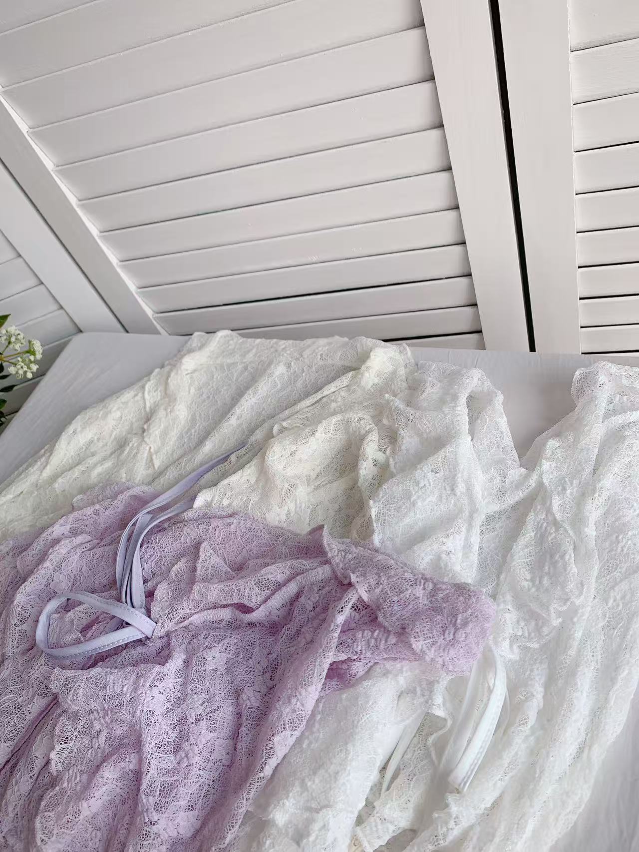 HELLO MILK TEE- 86102 荷葉邊上衣